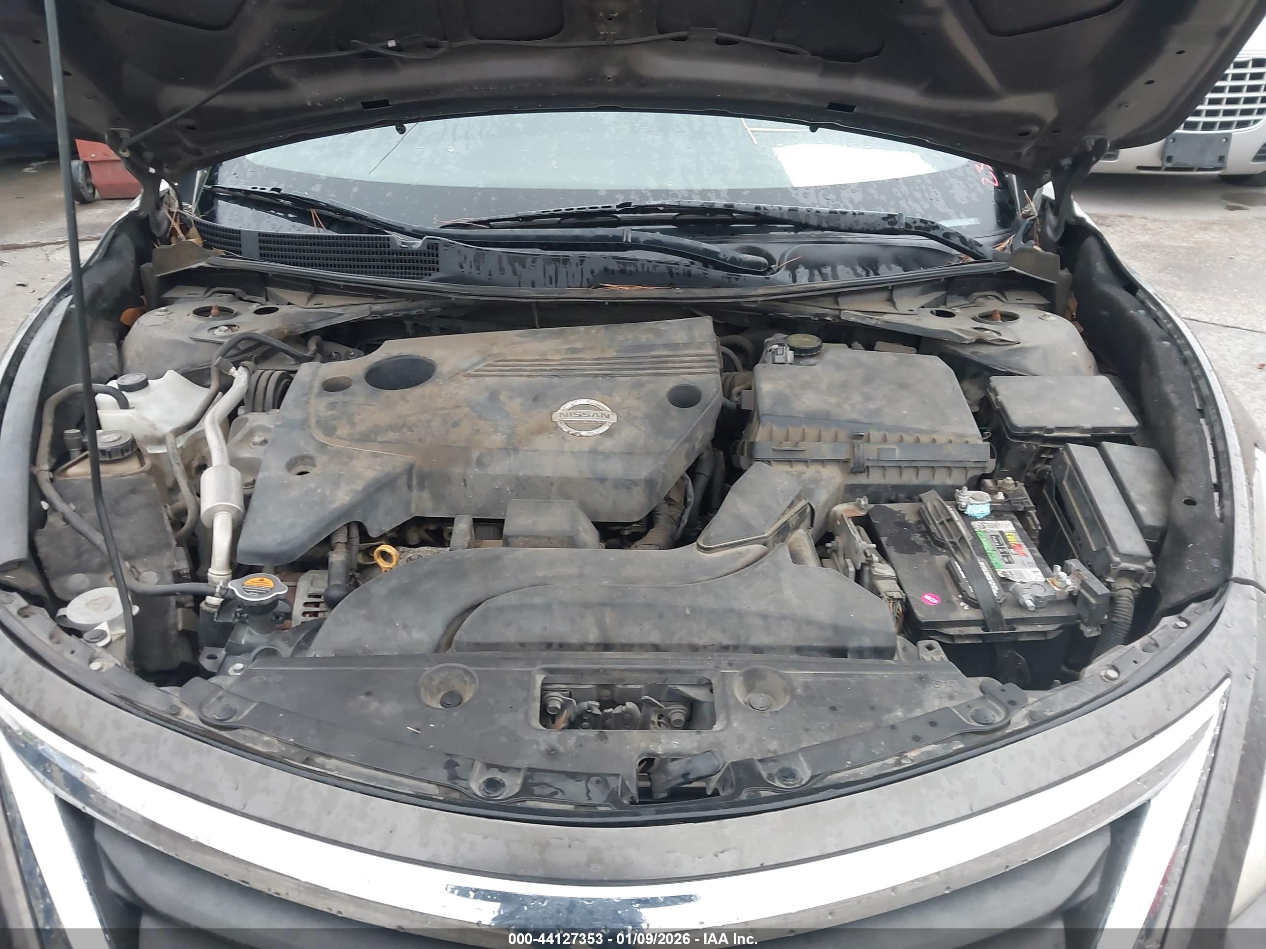 NISSAN ALTIMA image 10