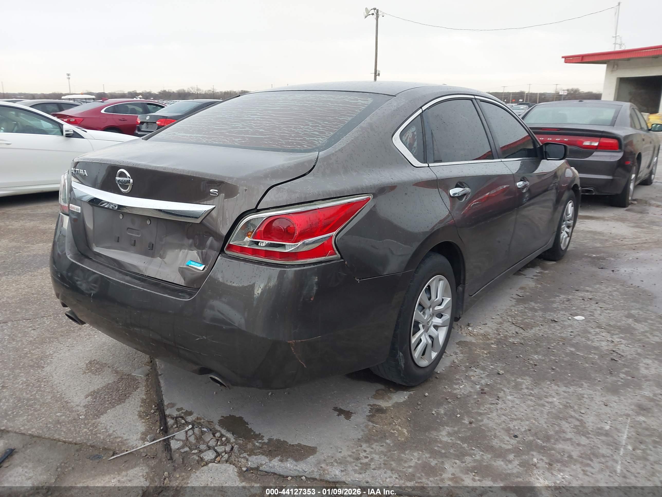NISSAN ALTIMA image 4