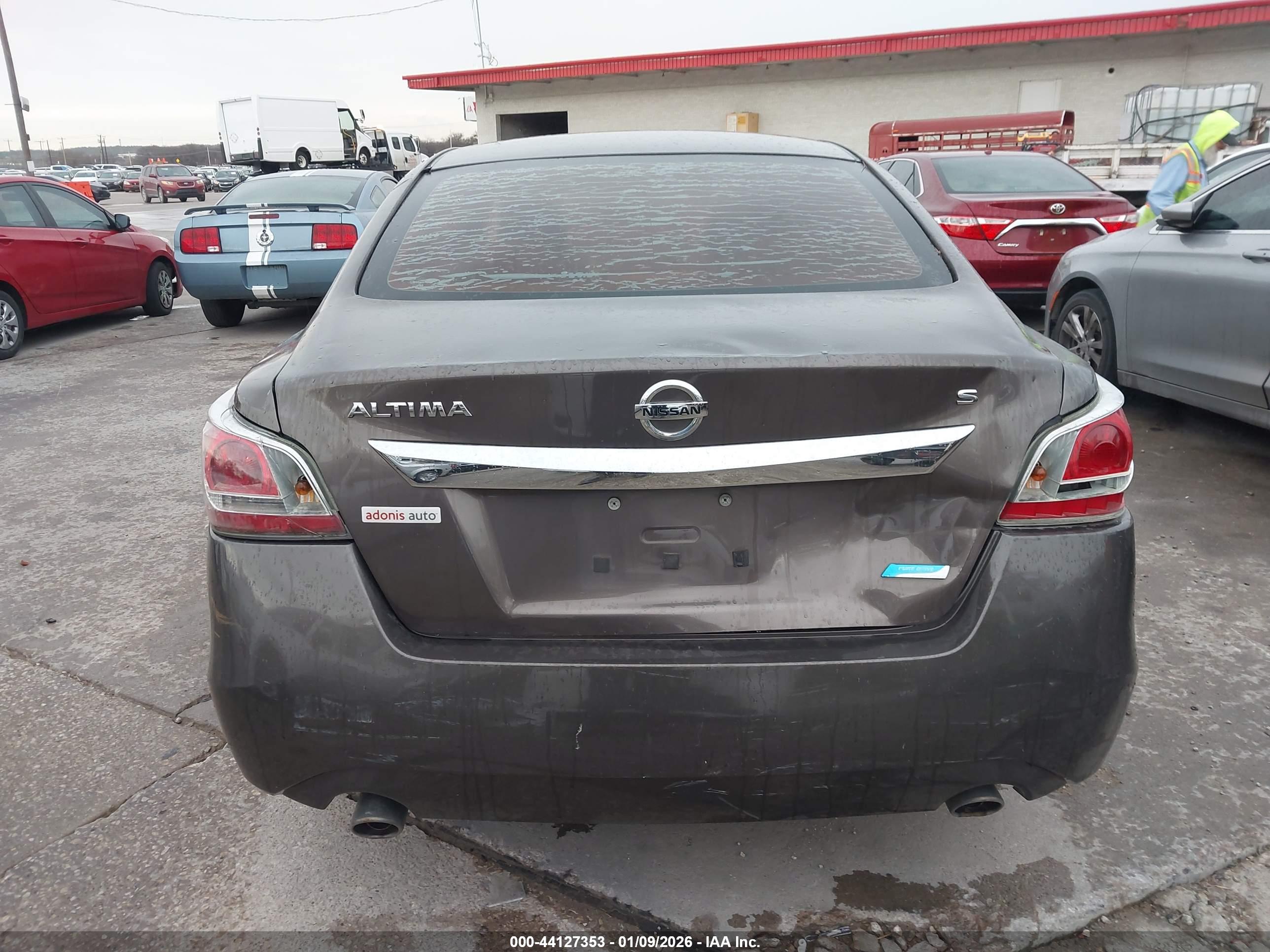 NISSAN ALTIMA image 6