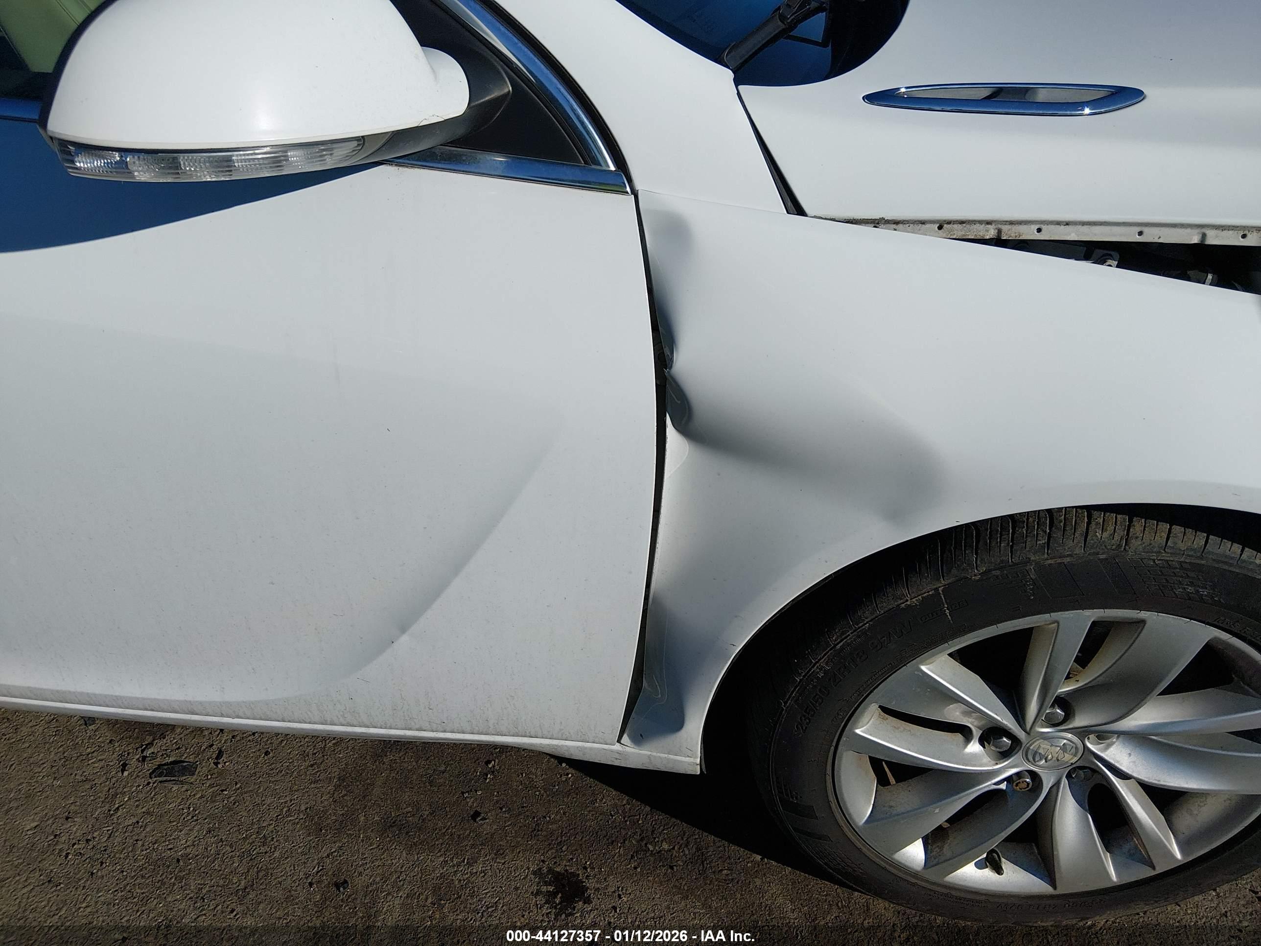 BUICK REGAL image 6