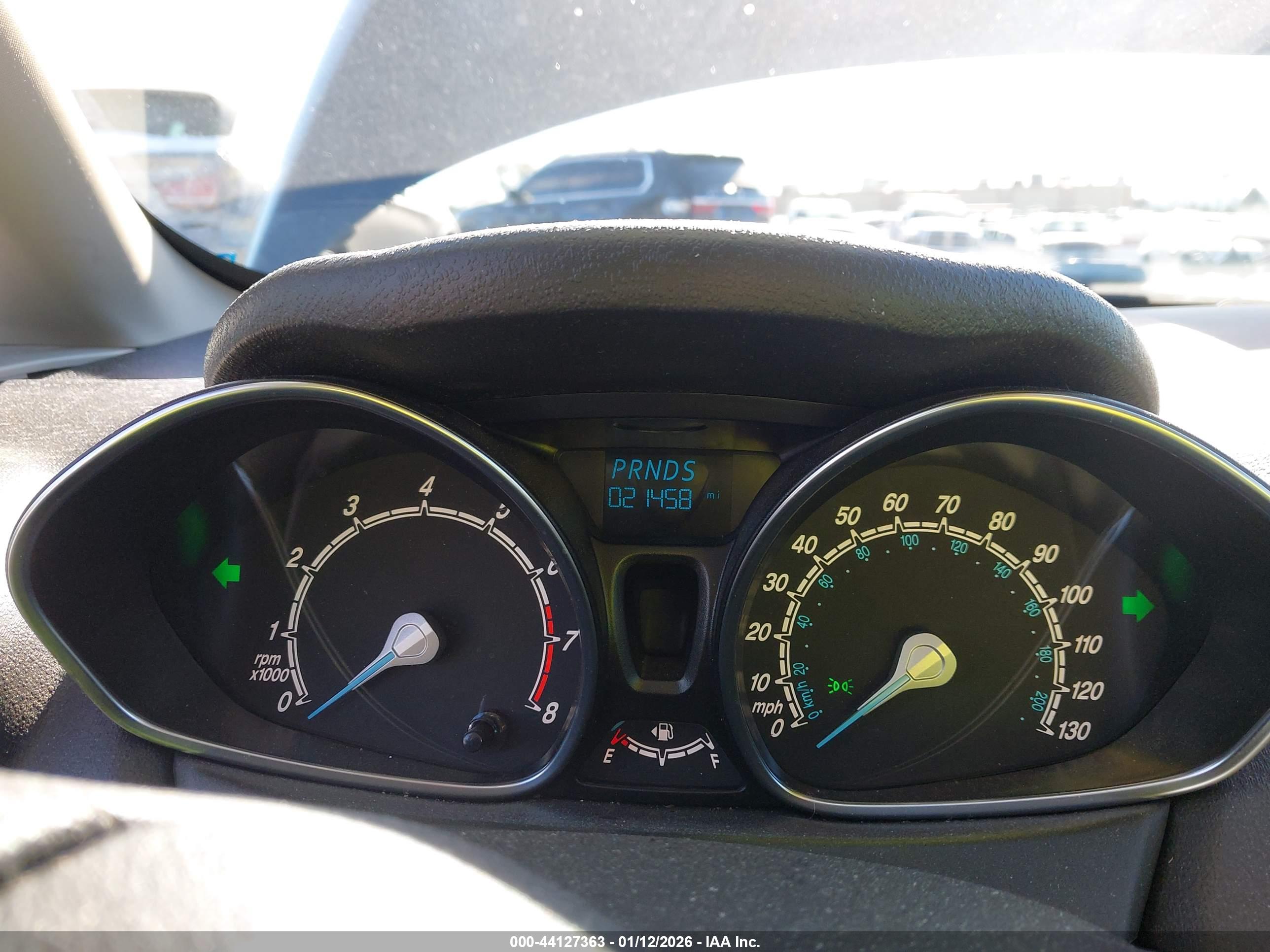 FORD FIESTA image 7