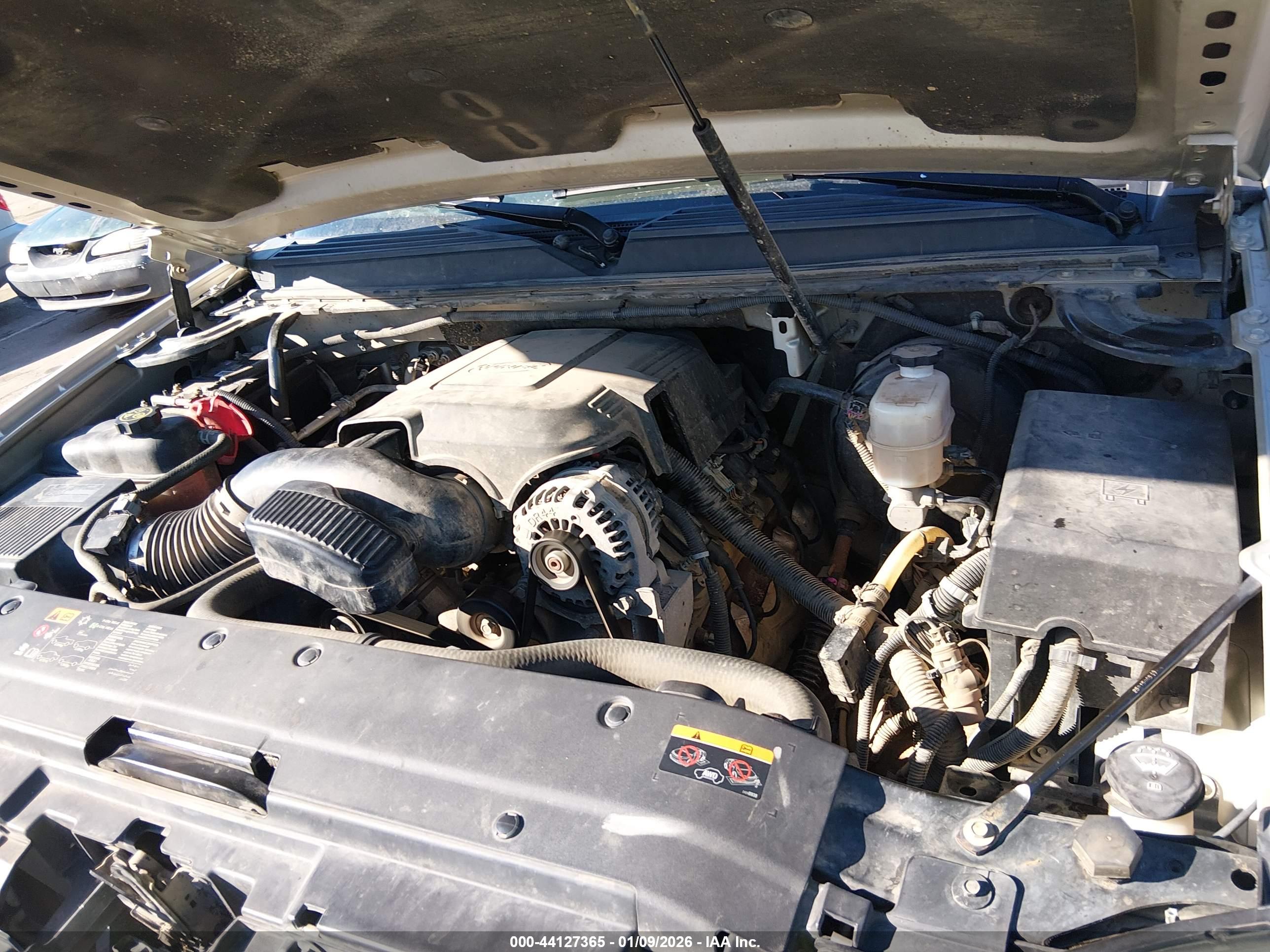 GMC YUKON image 10