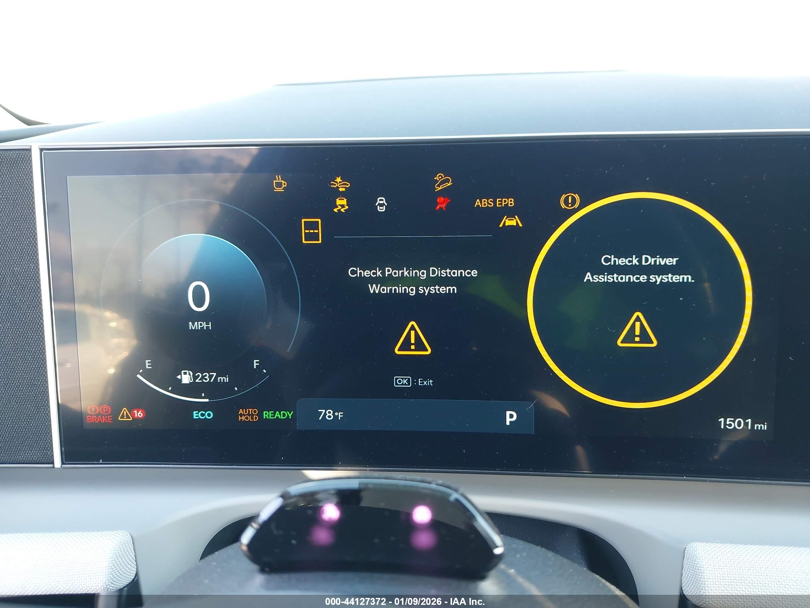 HYUNDAI TUCSON image 7