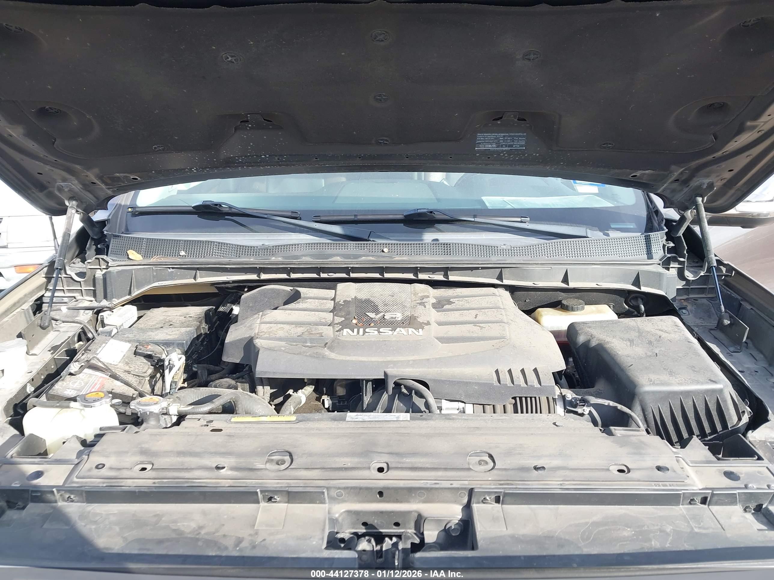 NISSAN TITAN image 10