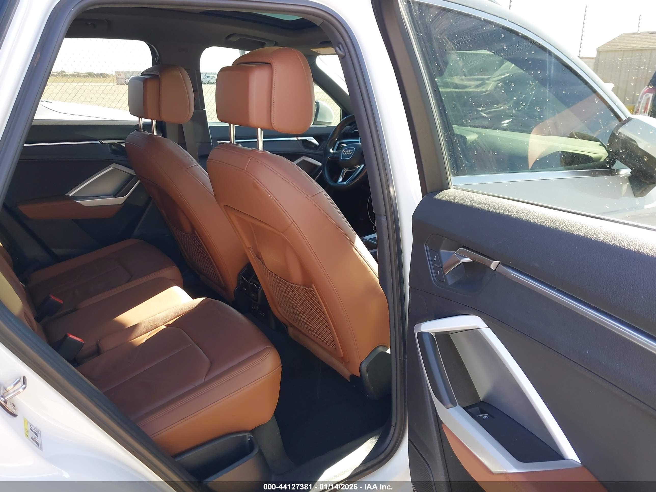AUDI Q3 image 8