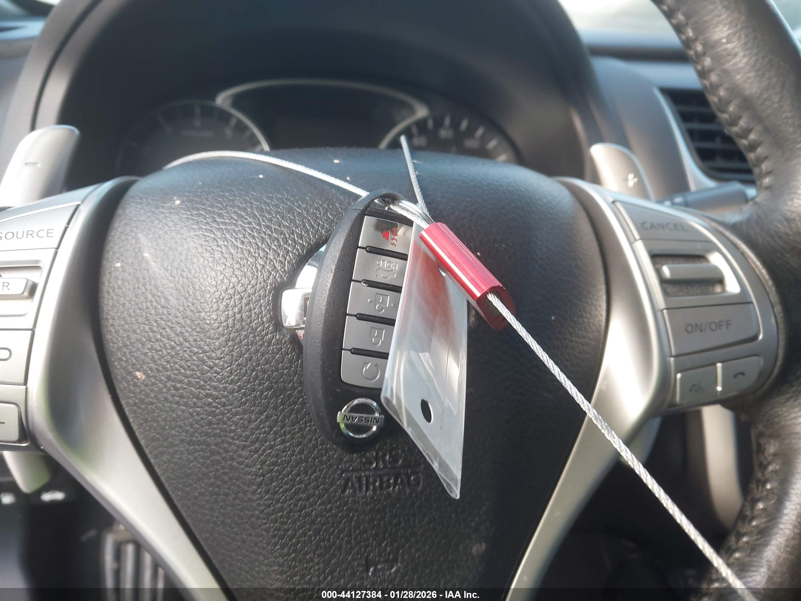 NISSAN ALTIMA image 11