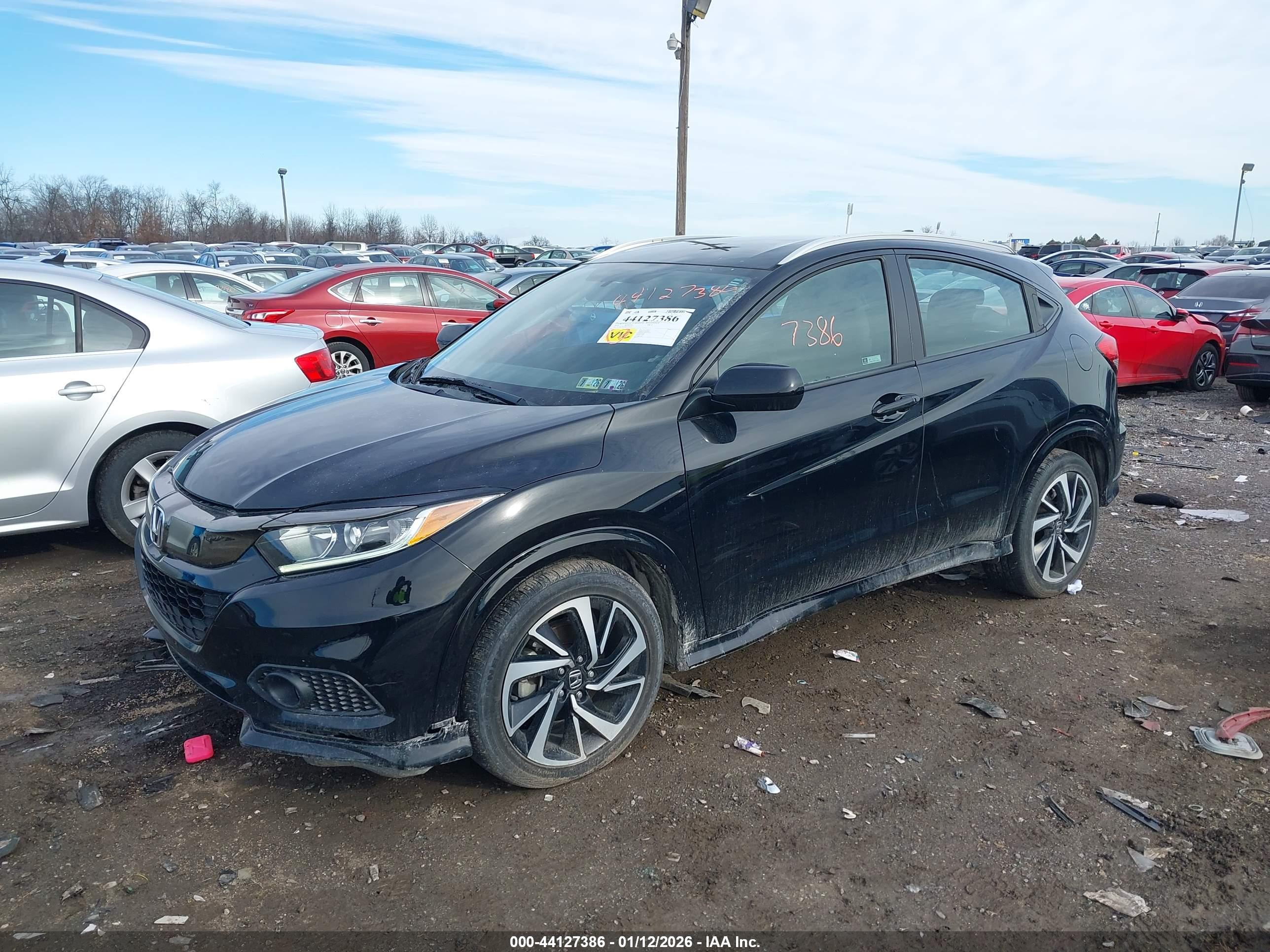 HONDA HR-V image 2