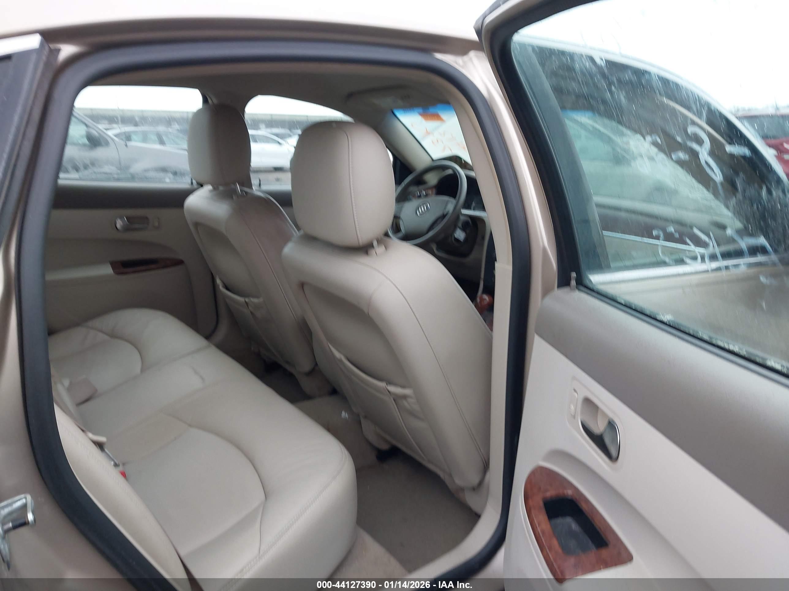 BUICK LACROSSE image 8