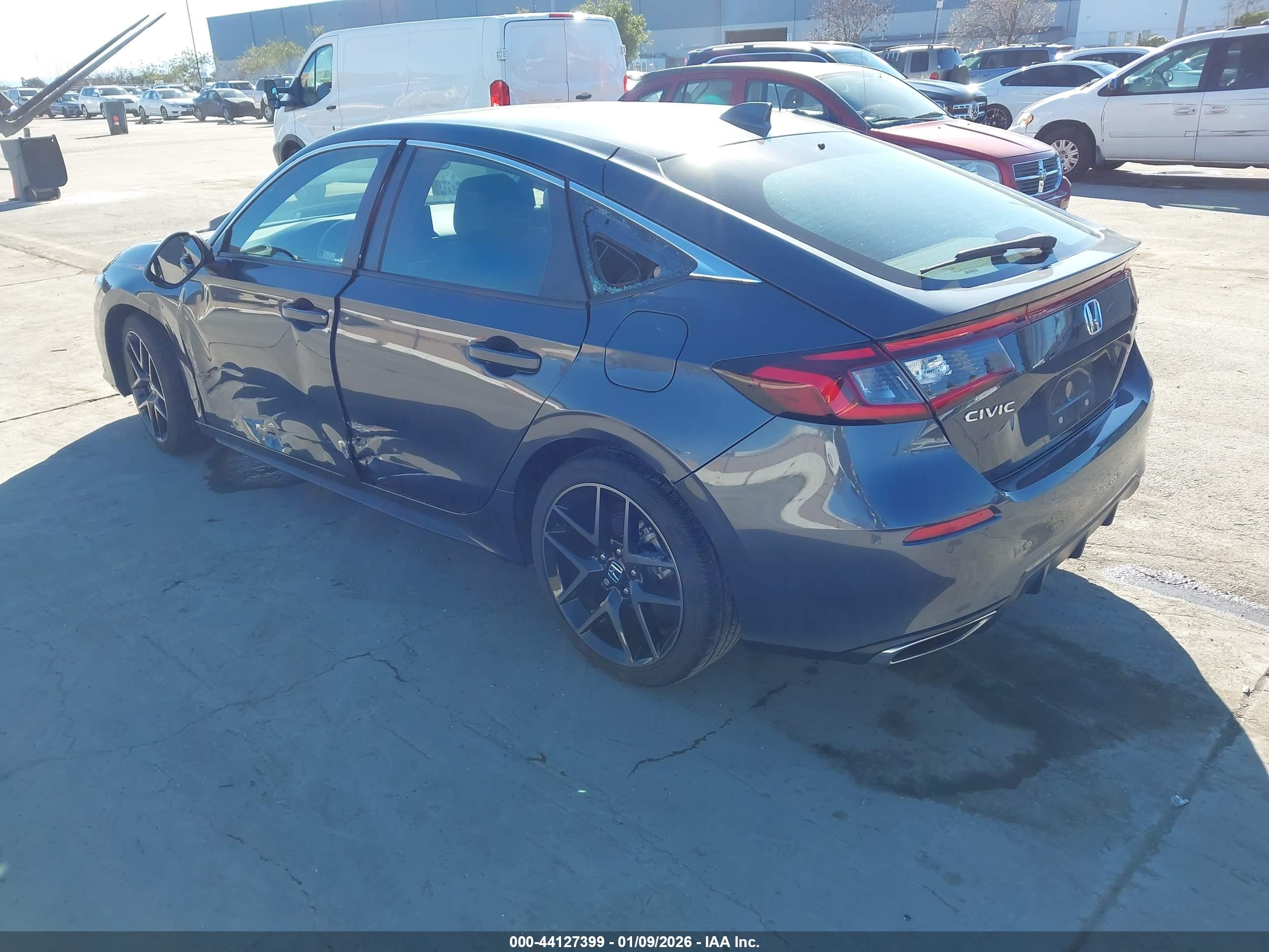 HONDA CIVIC image 3
