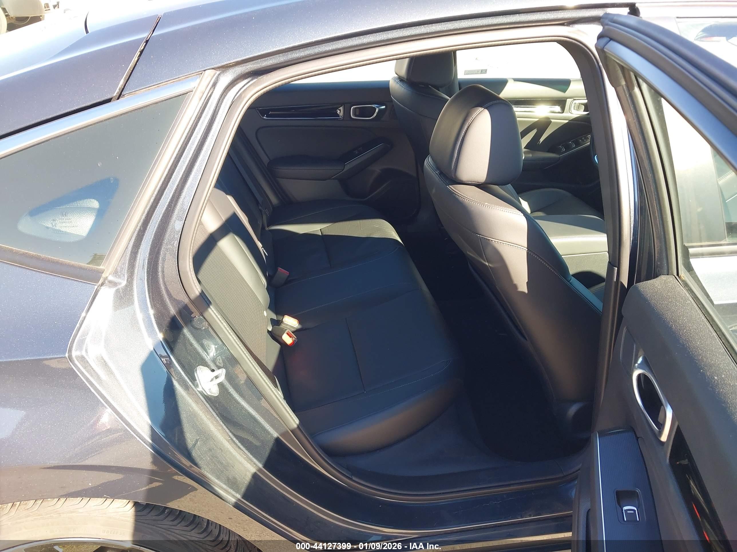 HONDA CIVIC image 8