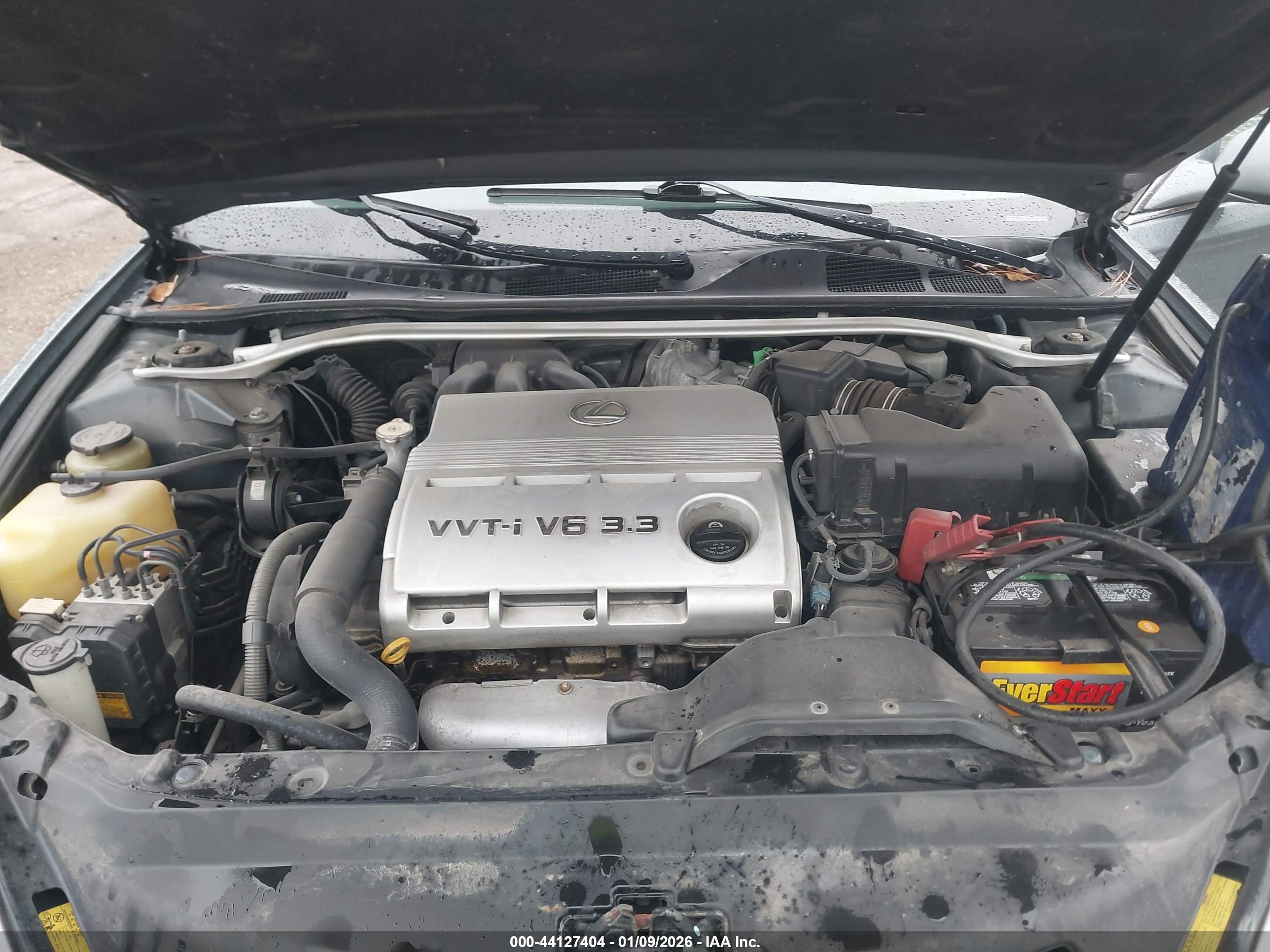 LEXUS ES image 10