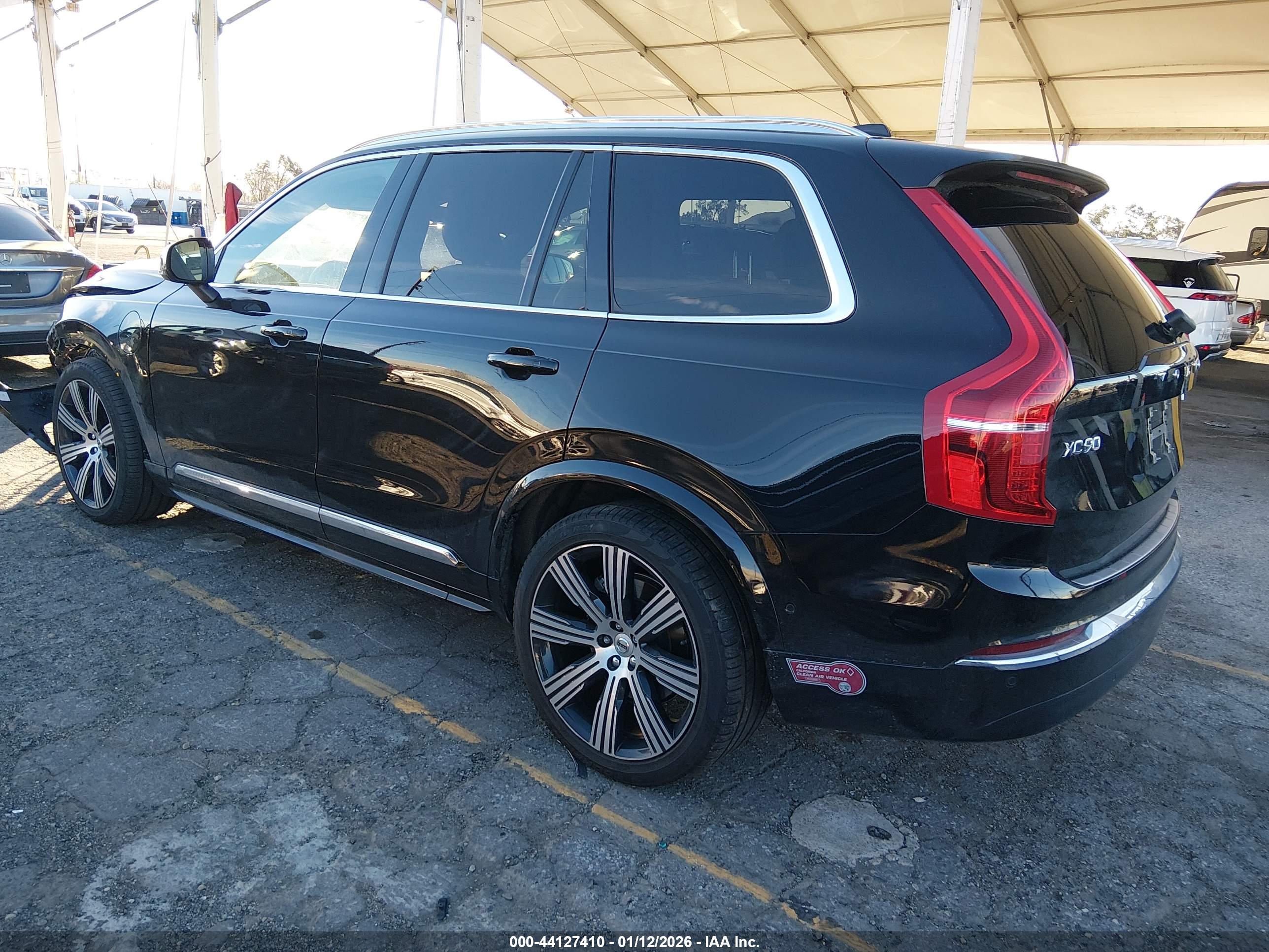 VOLVO XC90 image 3
