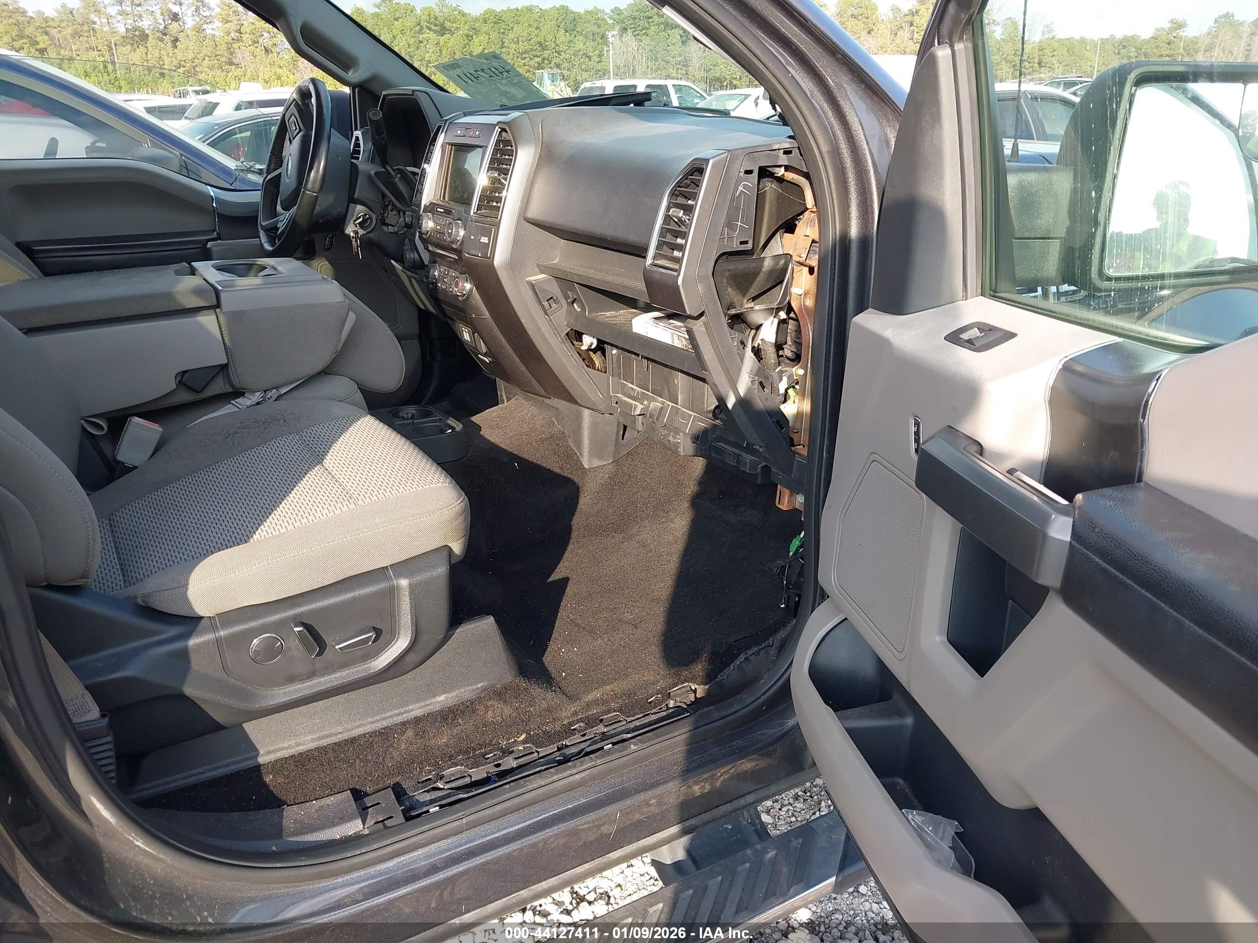 FORD F-150 image 5