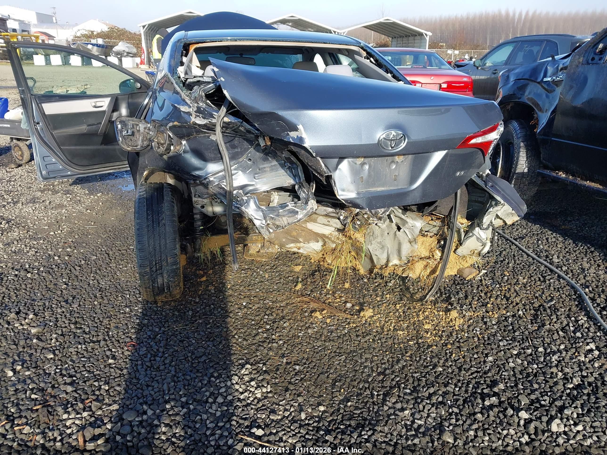 TOYOTA COROLLA image 6