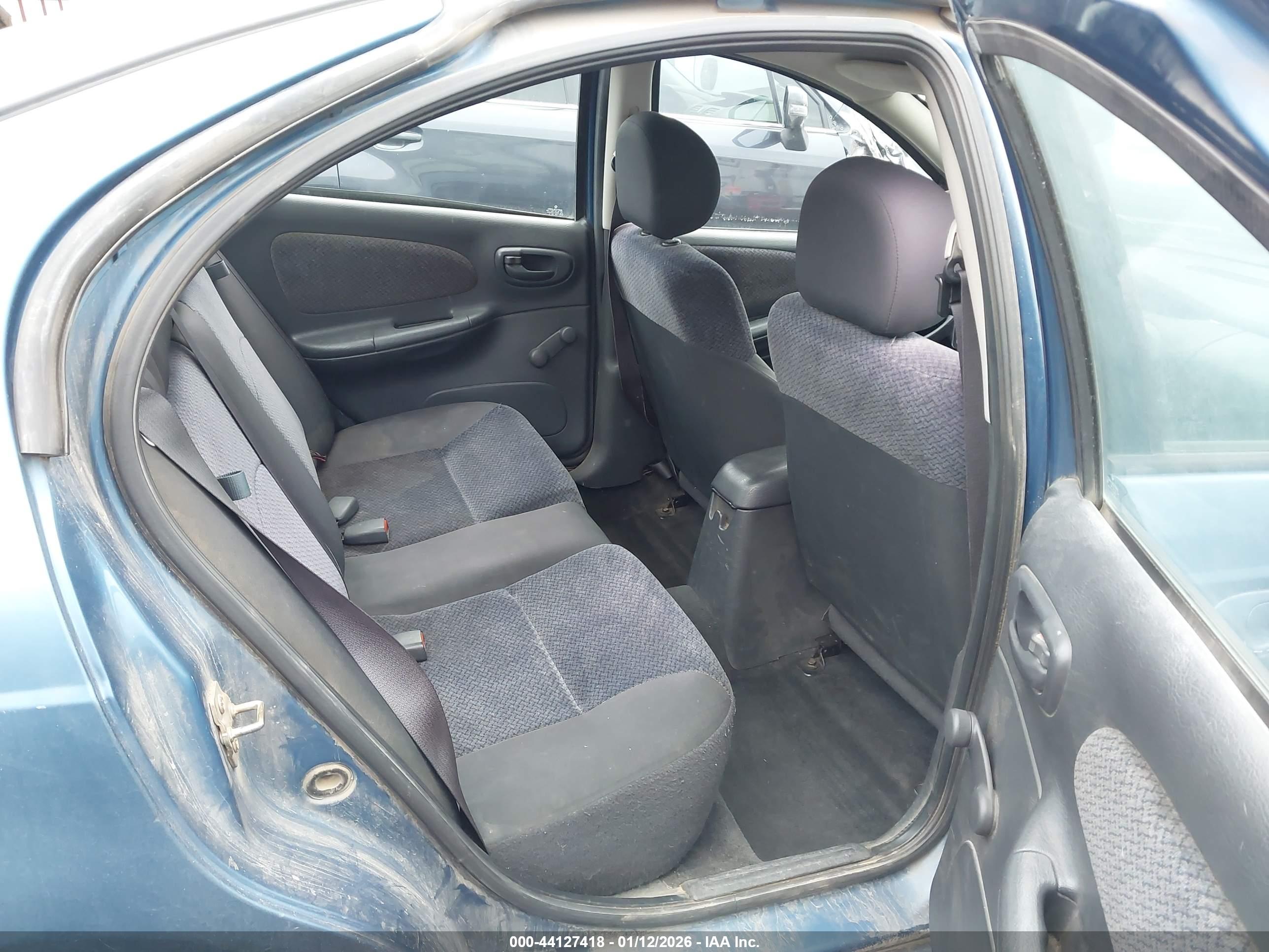 DODGE NEON image 8