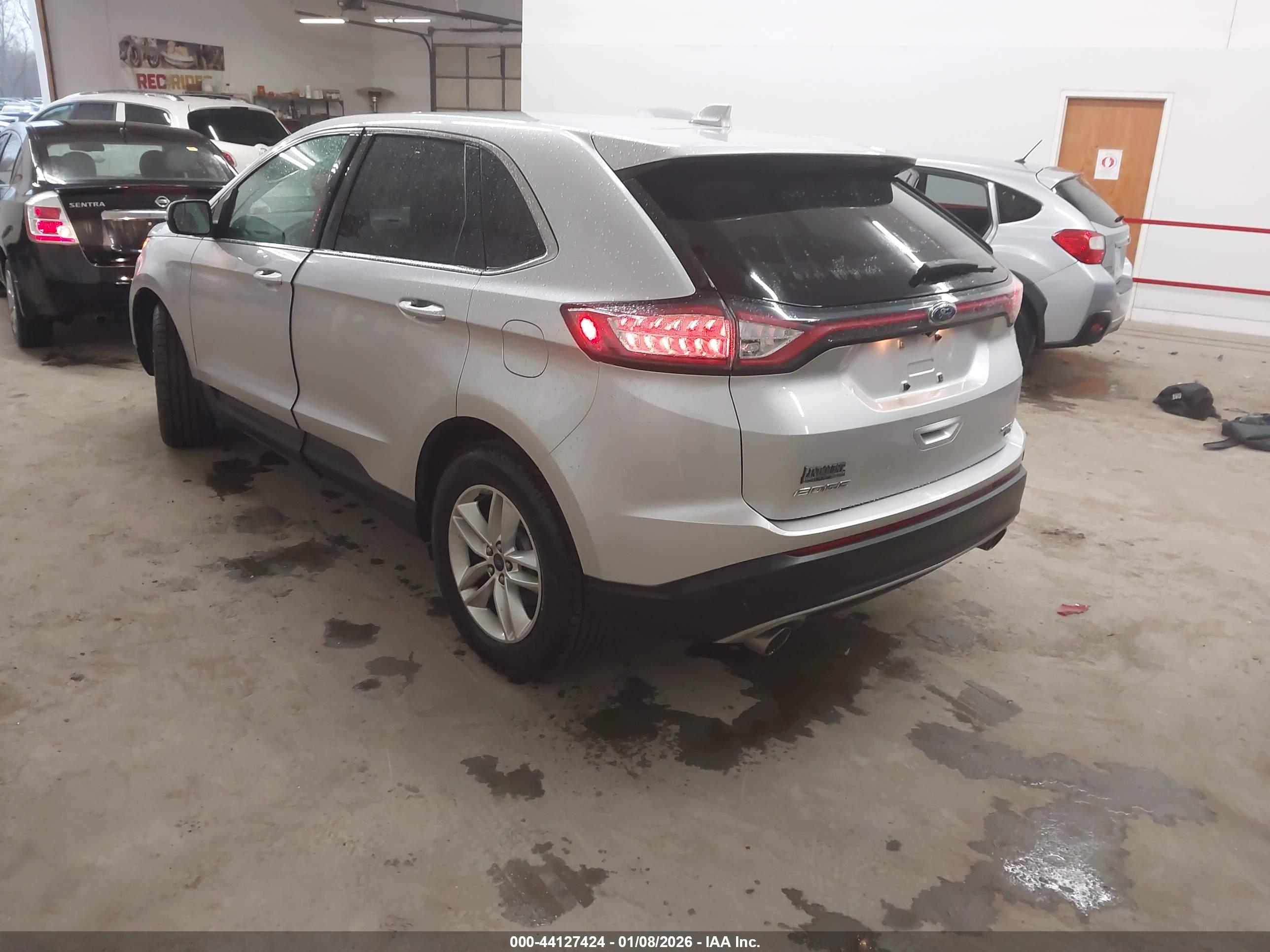 FORD EDGE image 3
