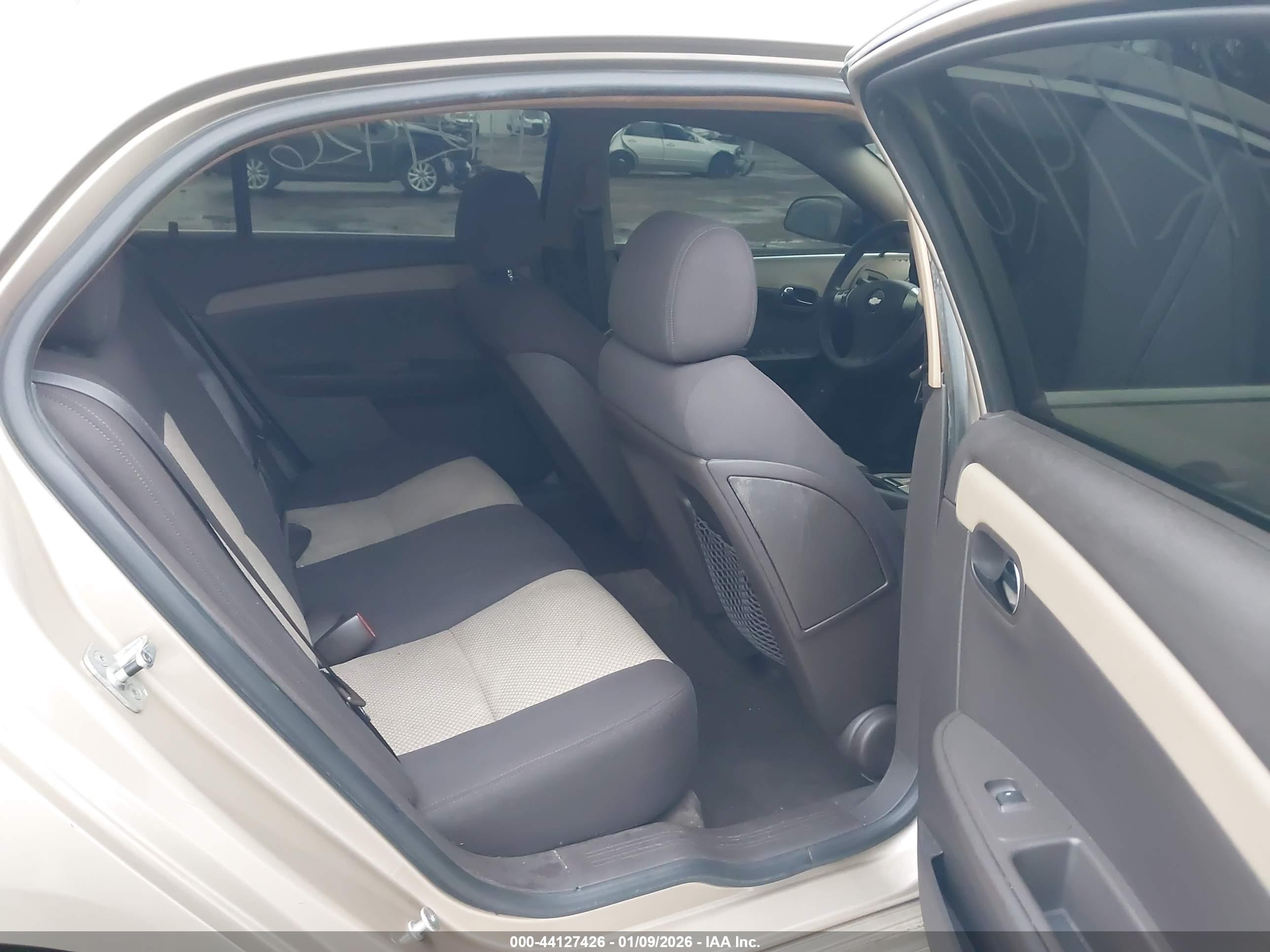 CHEVROLET MALIBU image 8