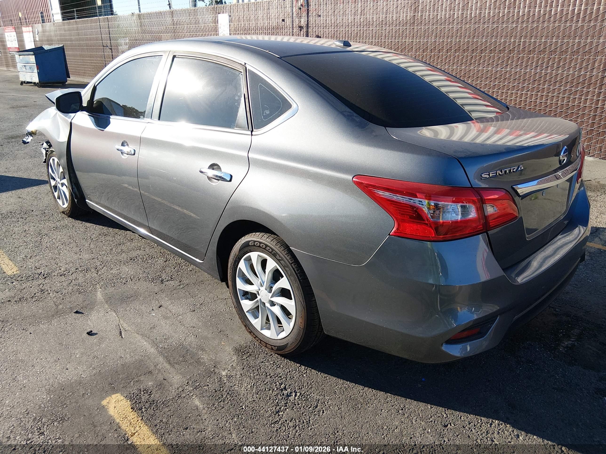 NISSAN SENTRA image 3