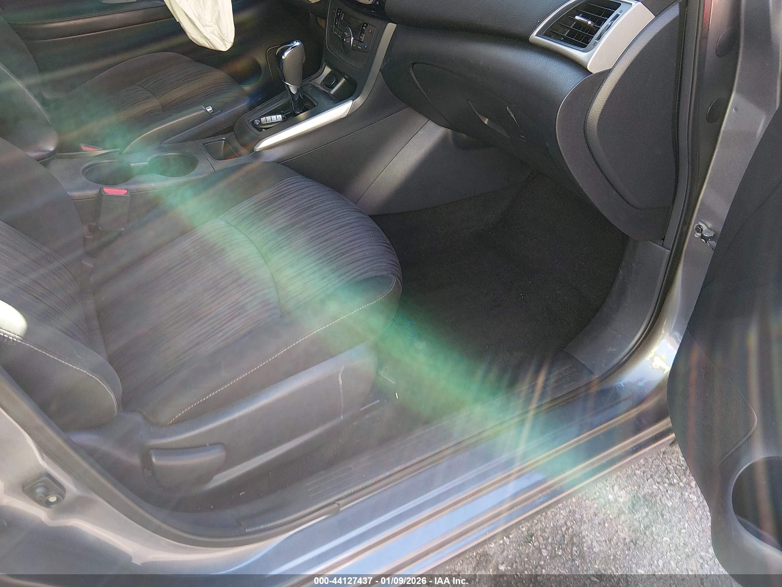 NISSAN SENTRA image 5