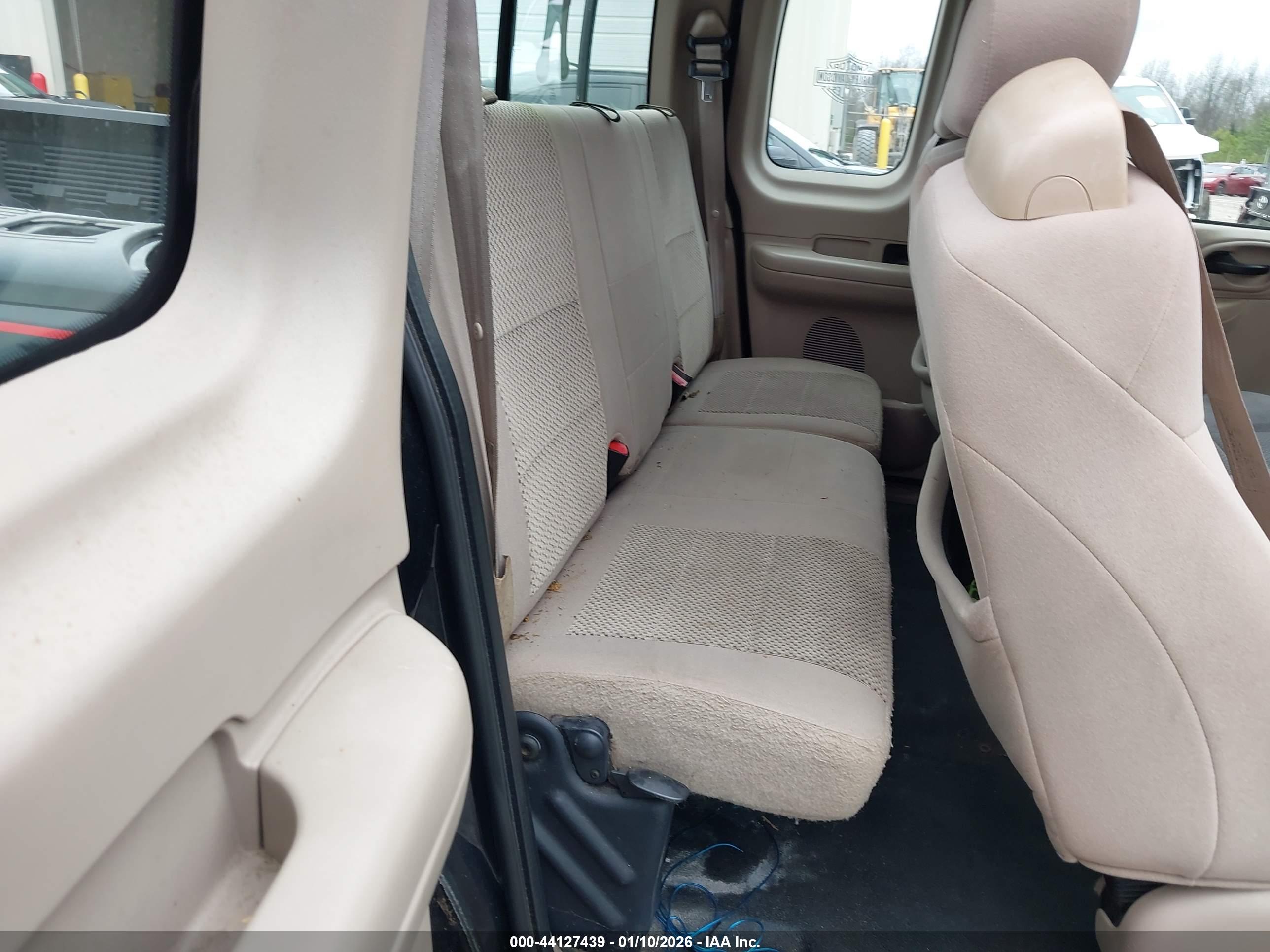 FORD F-150 image 8
