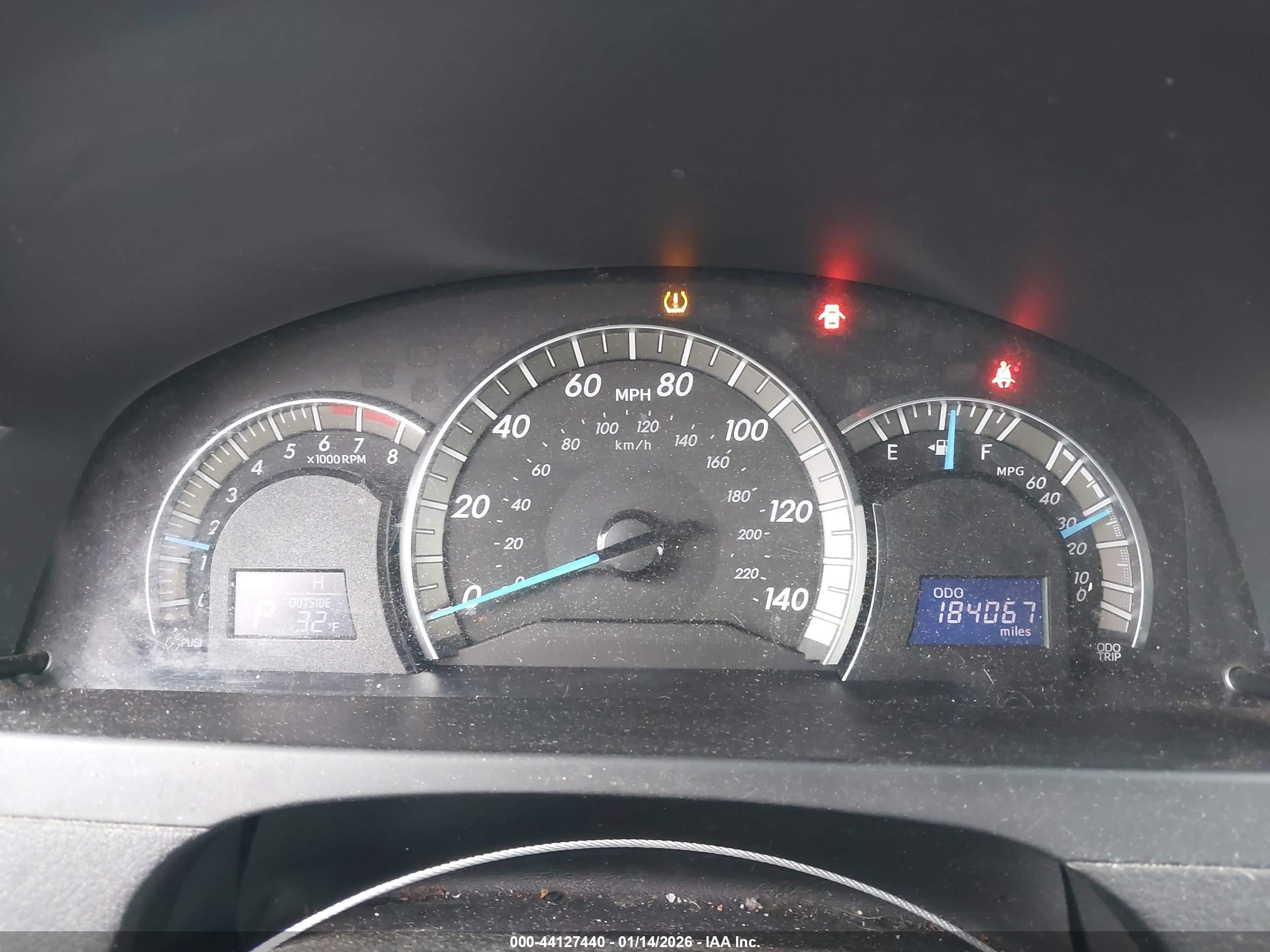 TOYOTA CAMRY image 7