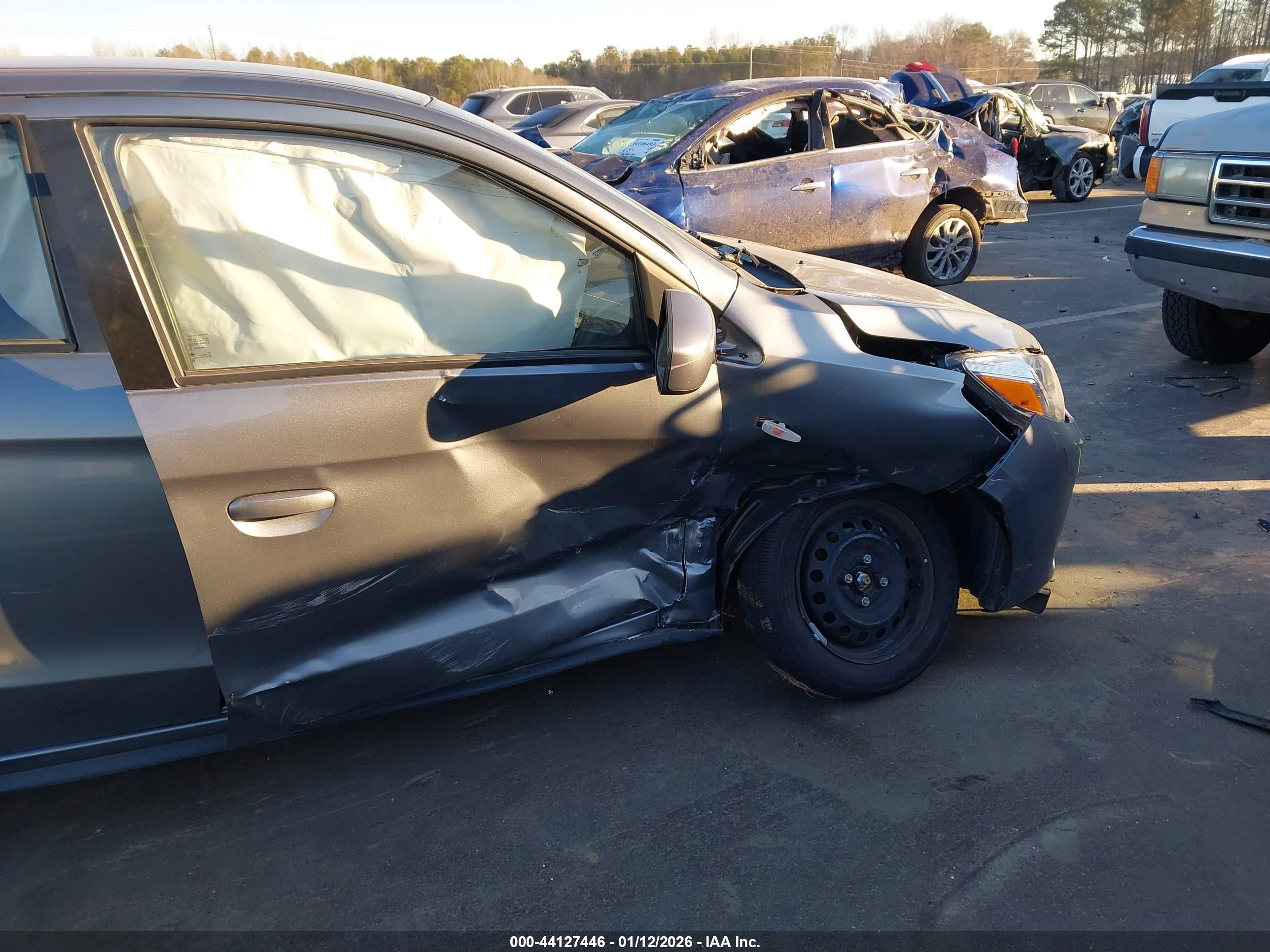 MITSUBISHI MIRAGE image 6