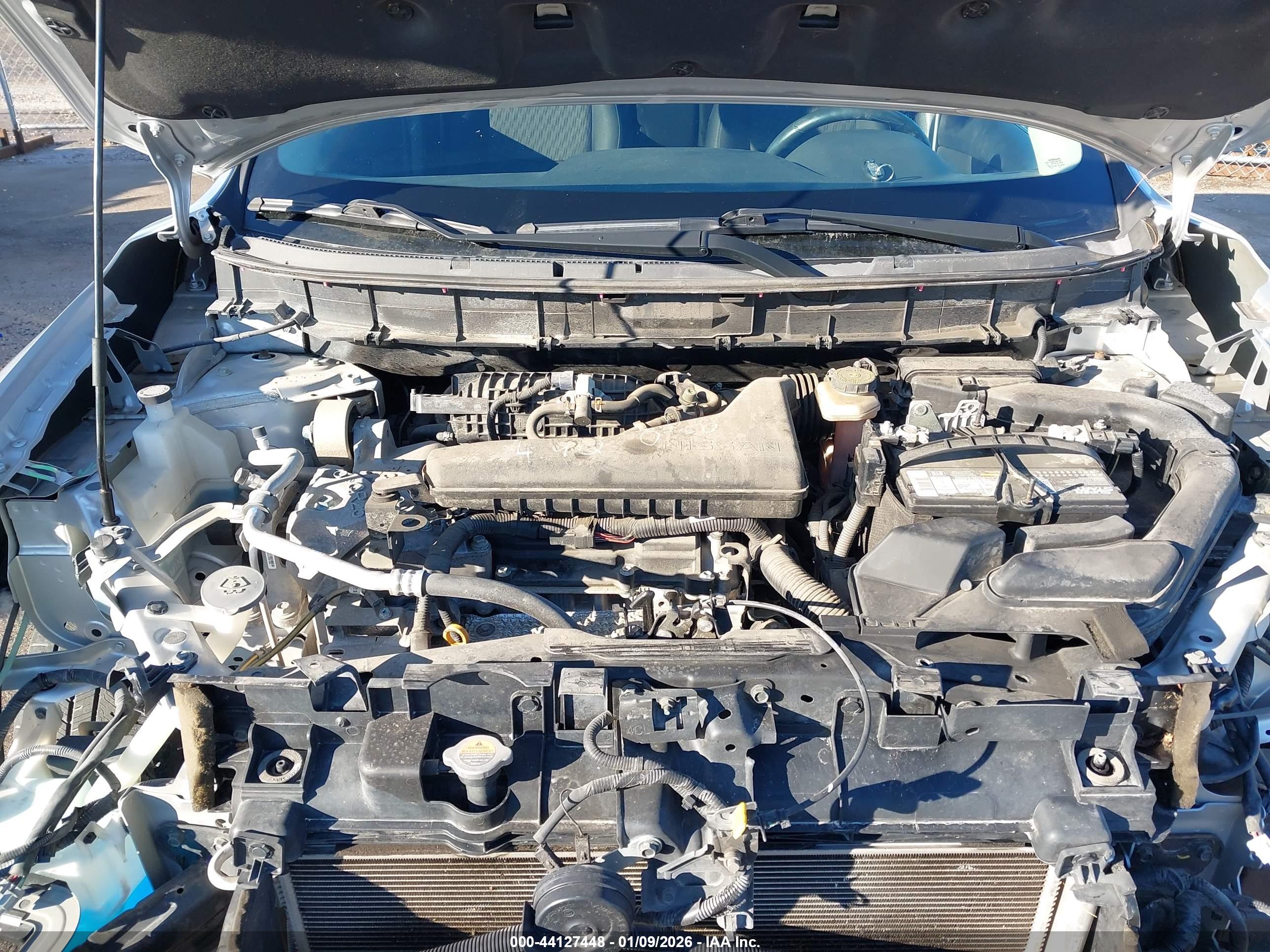 NISSAN ROGUE image 10