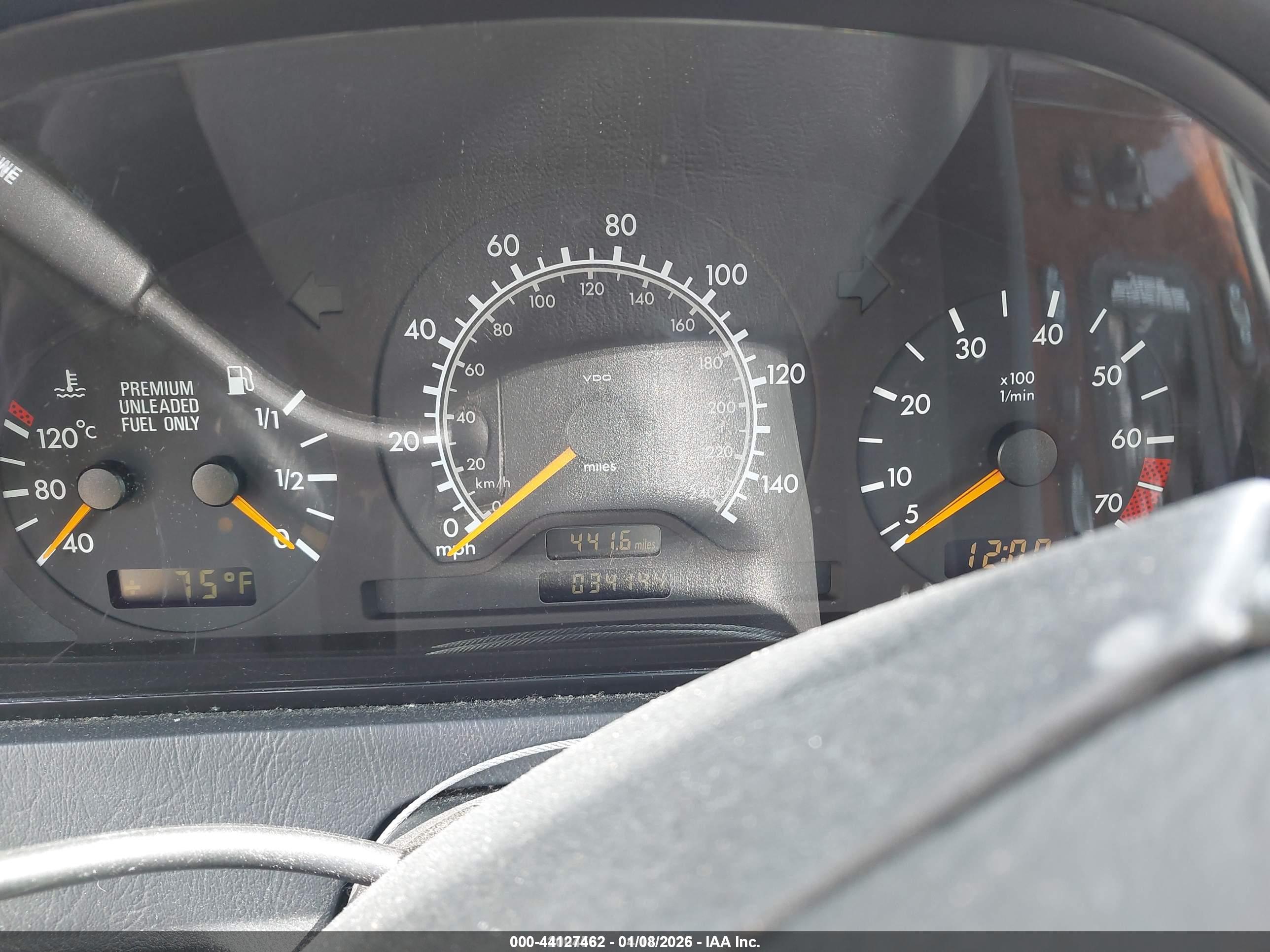 MERCEDES-BENZ C image 7