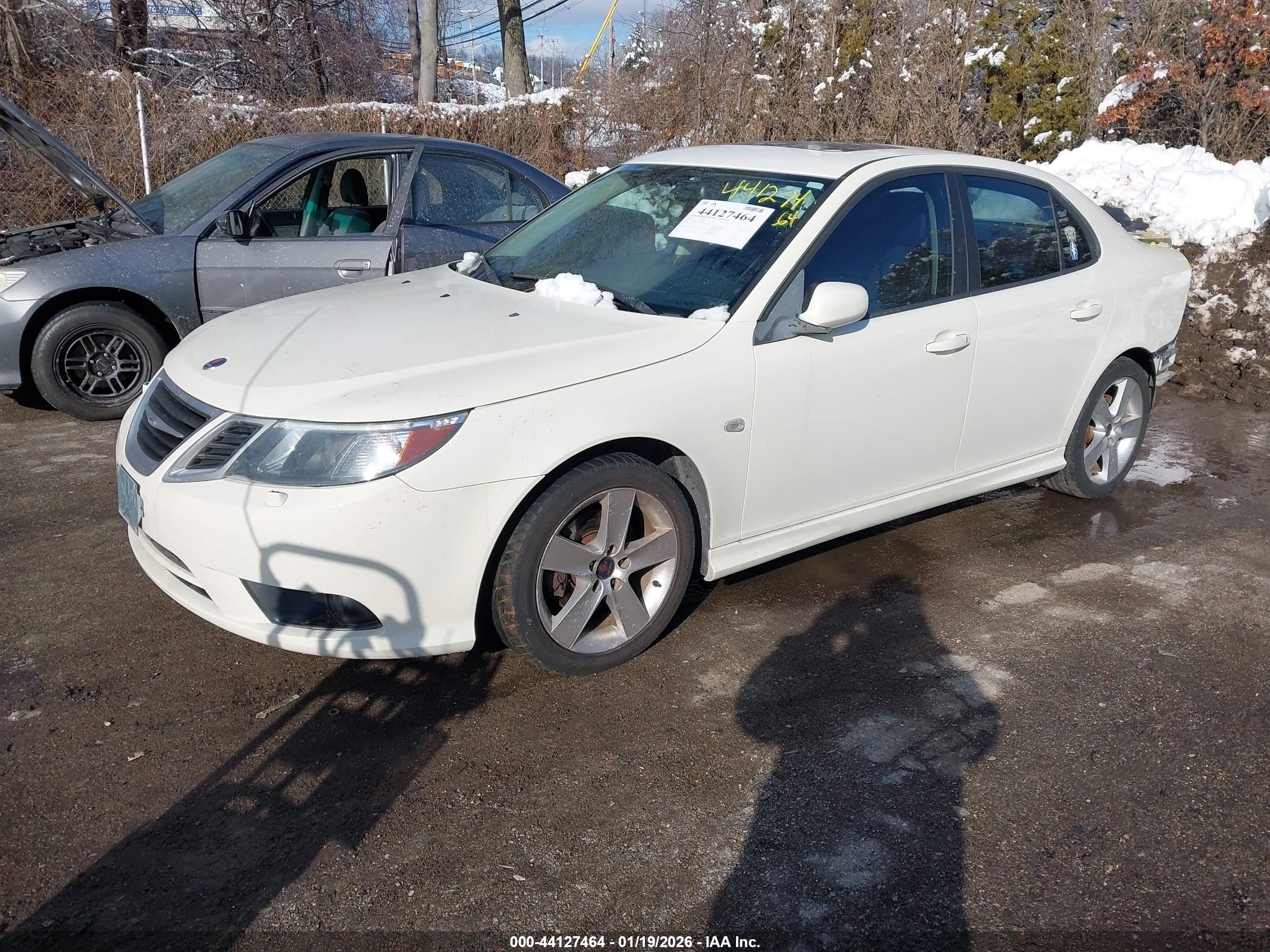SAAB 9-3 image 2