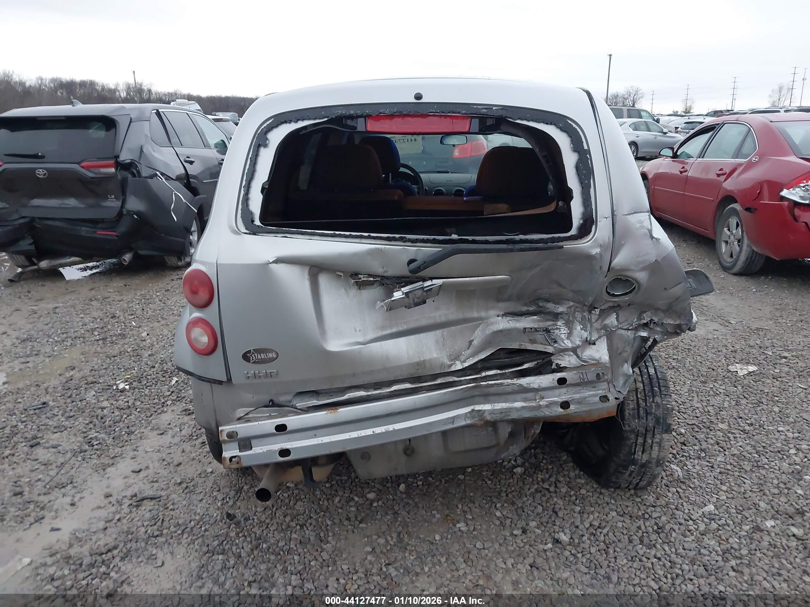 CHEVROLET HHR image 6