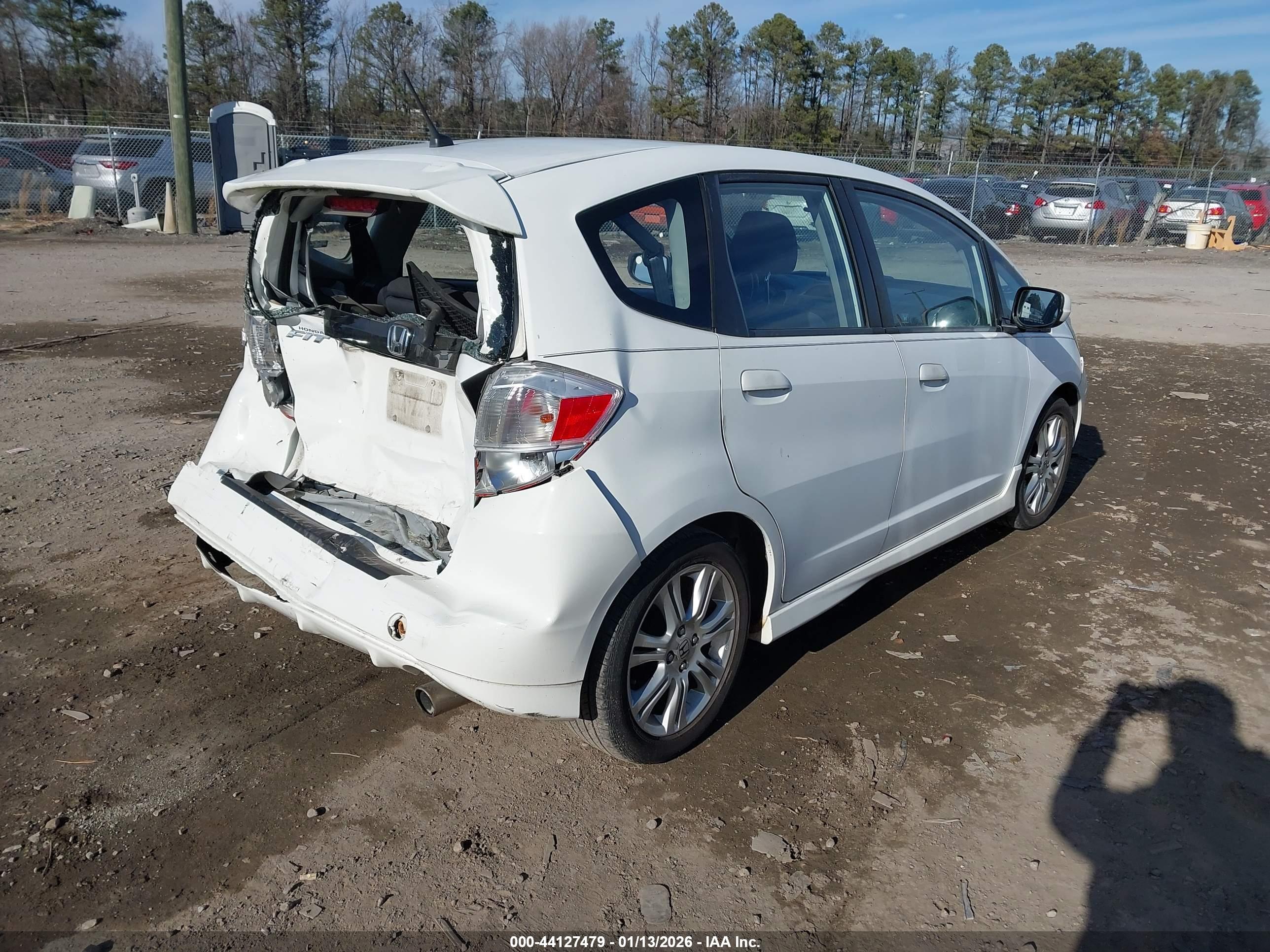 HONDA FIT image 4