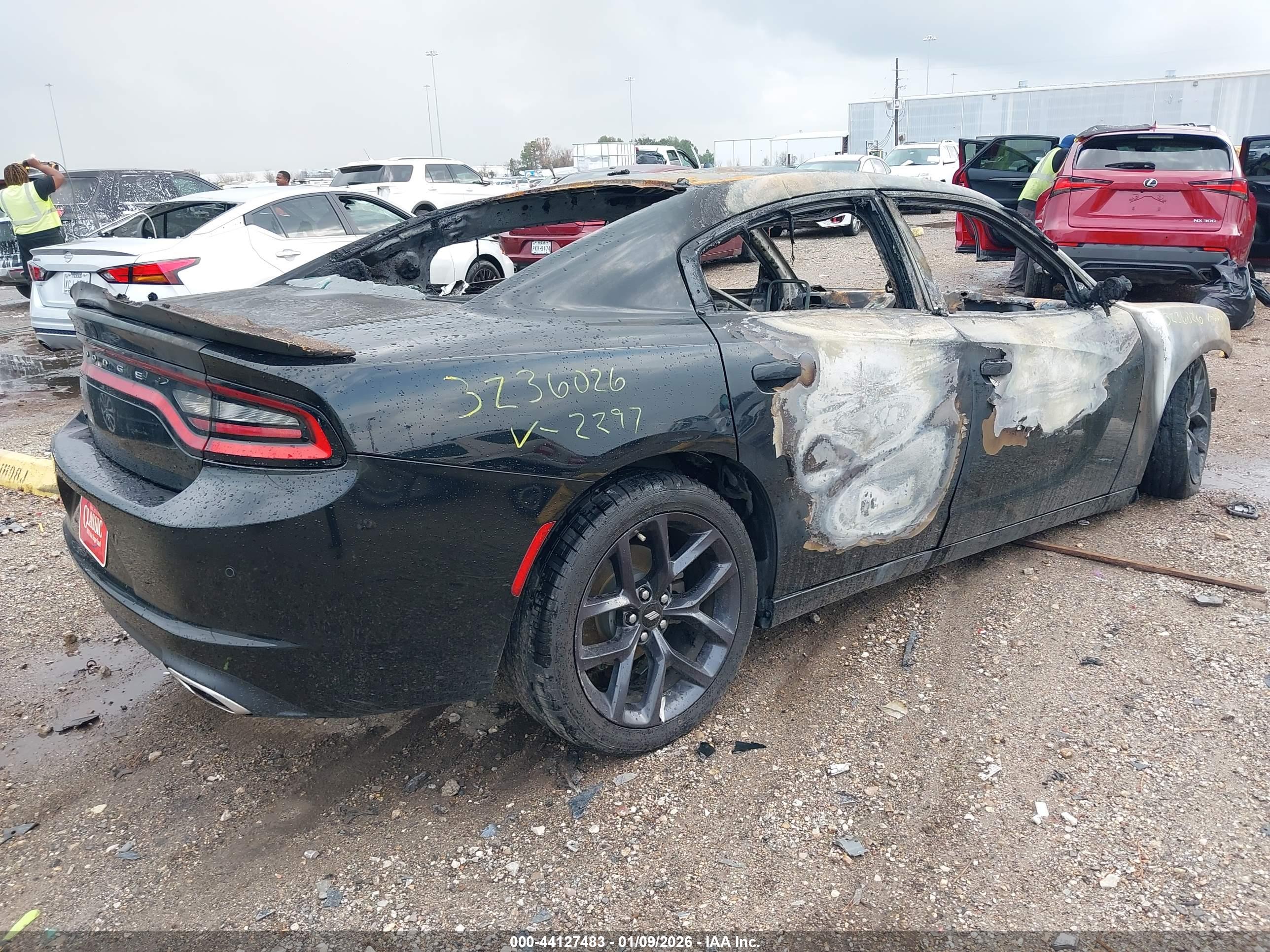 DODGE CHARGER image 4