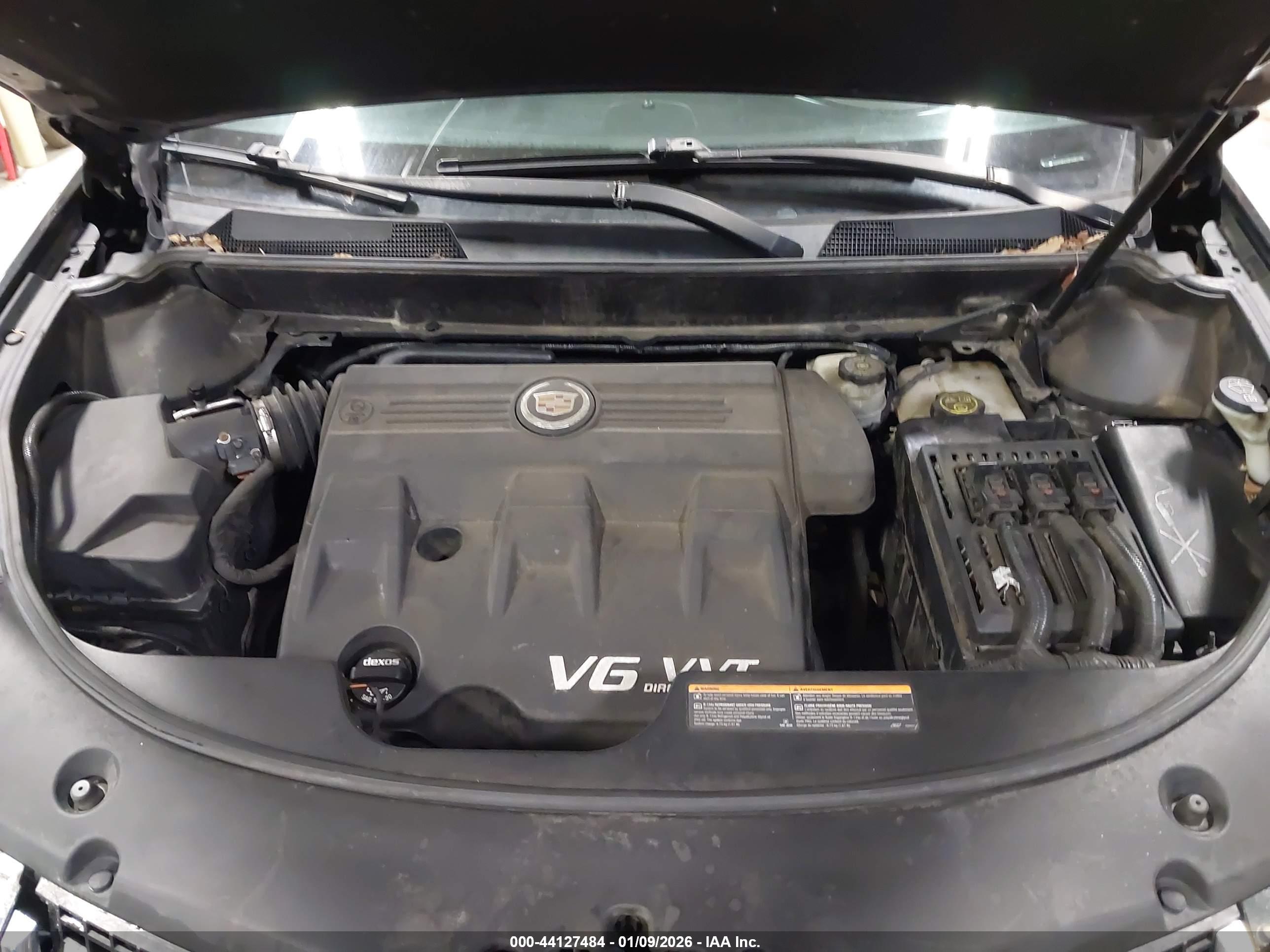 CADILLAC SRX image 10