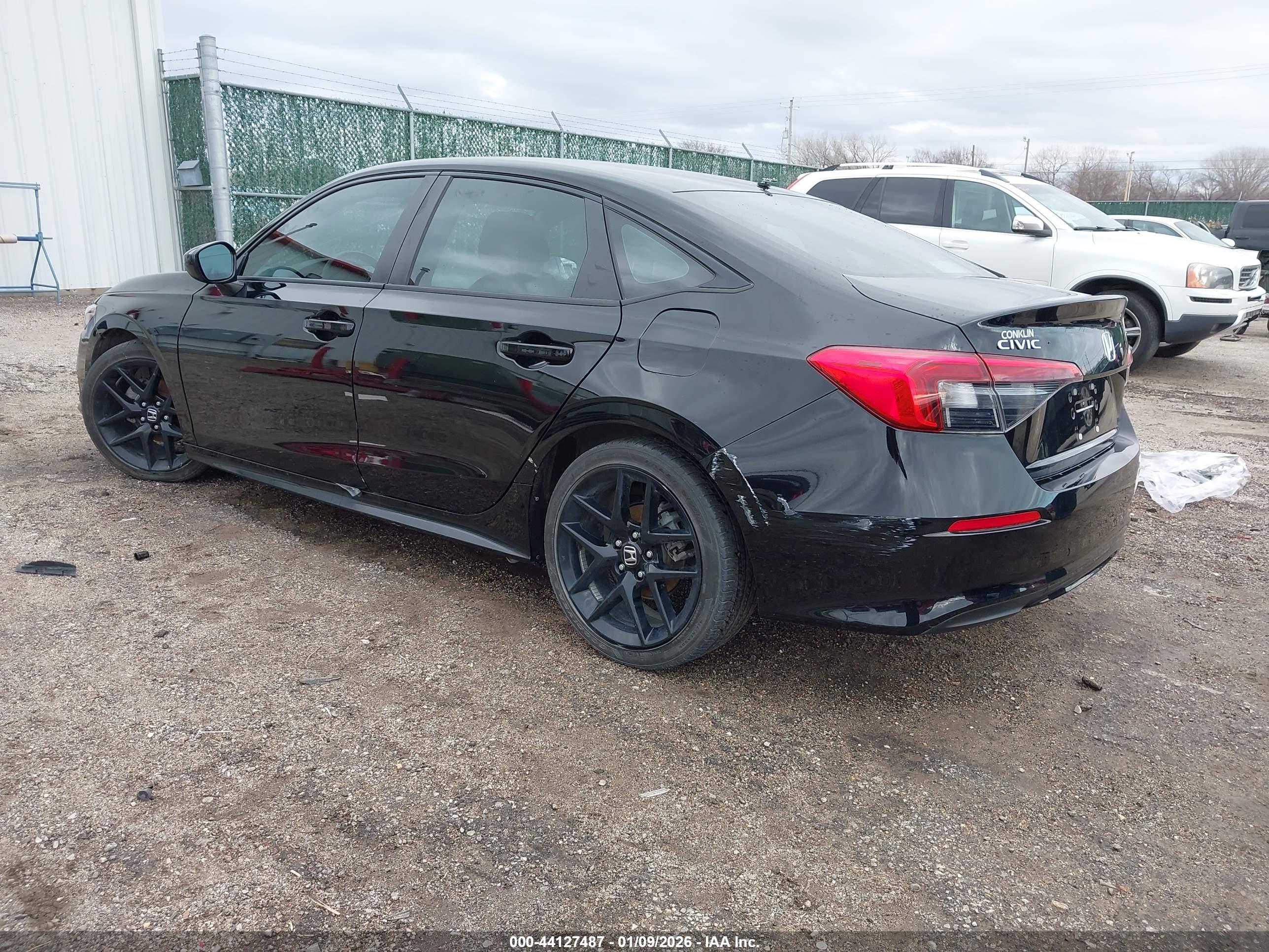 HONDA CIVIC image 3