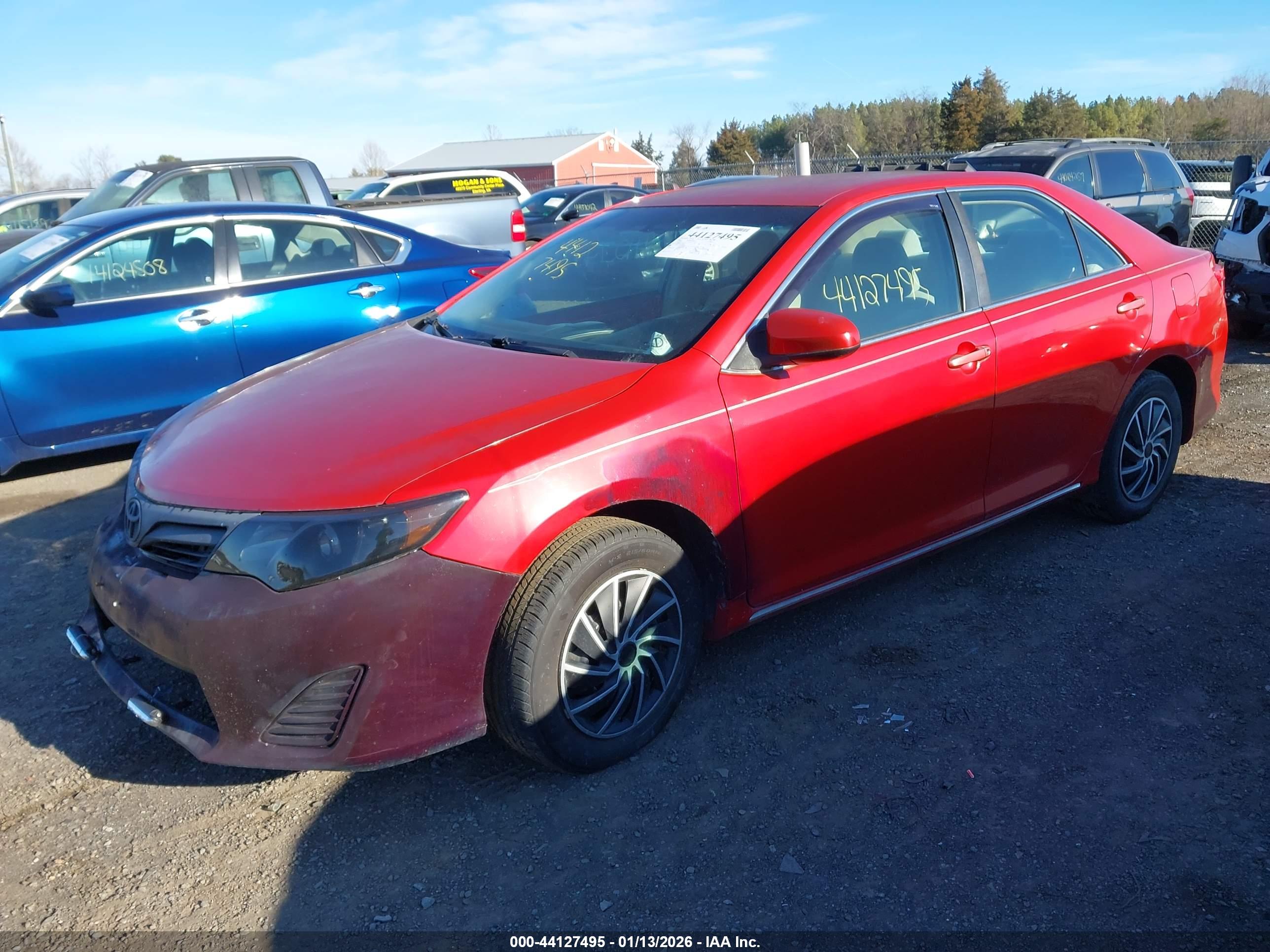 TOYOTA CAMRY image 2