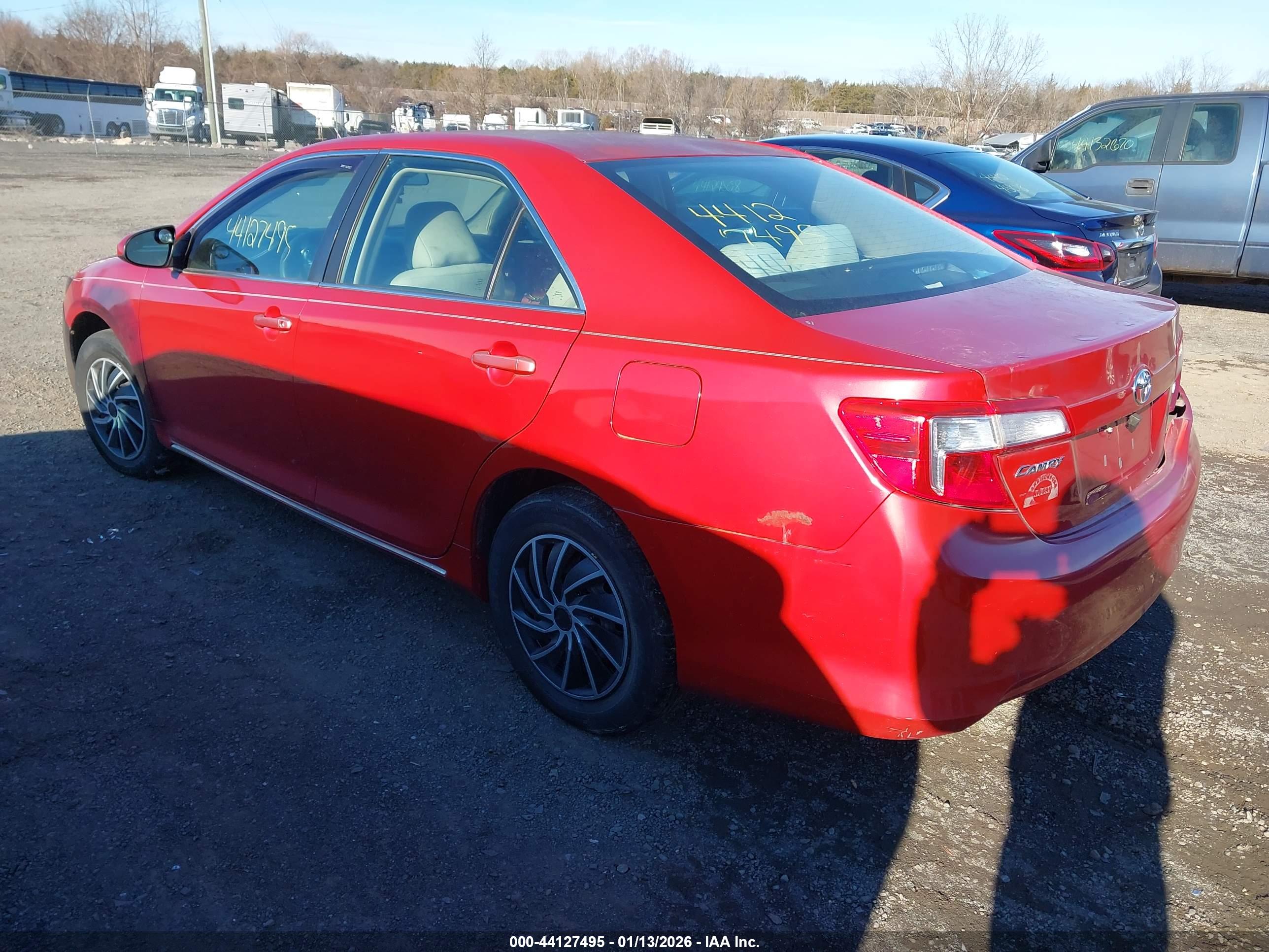 TOYOTA CAMRY image 3