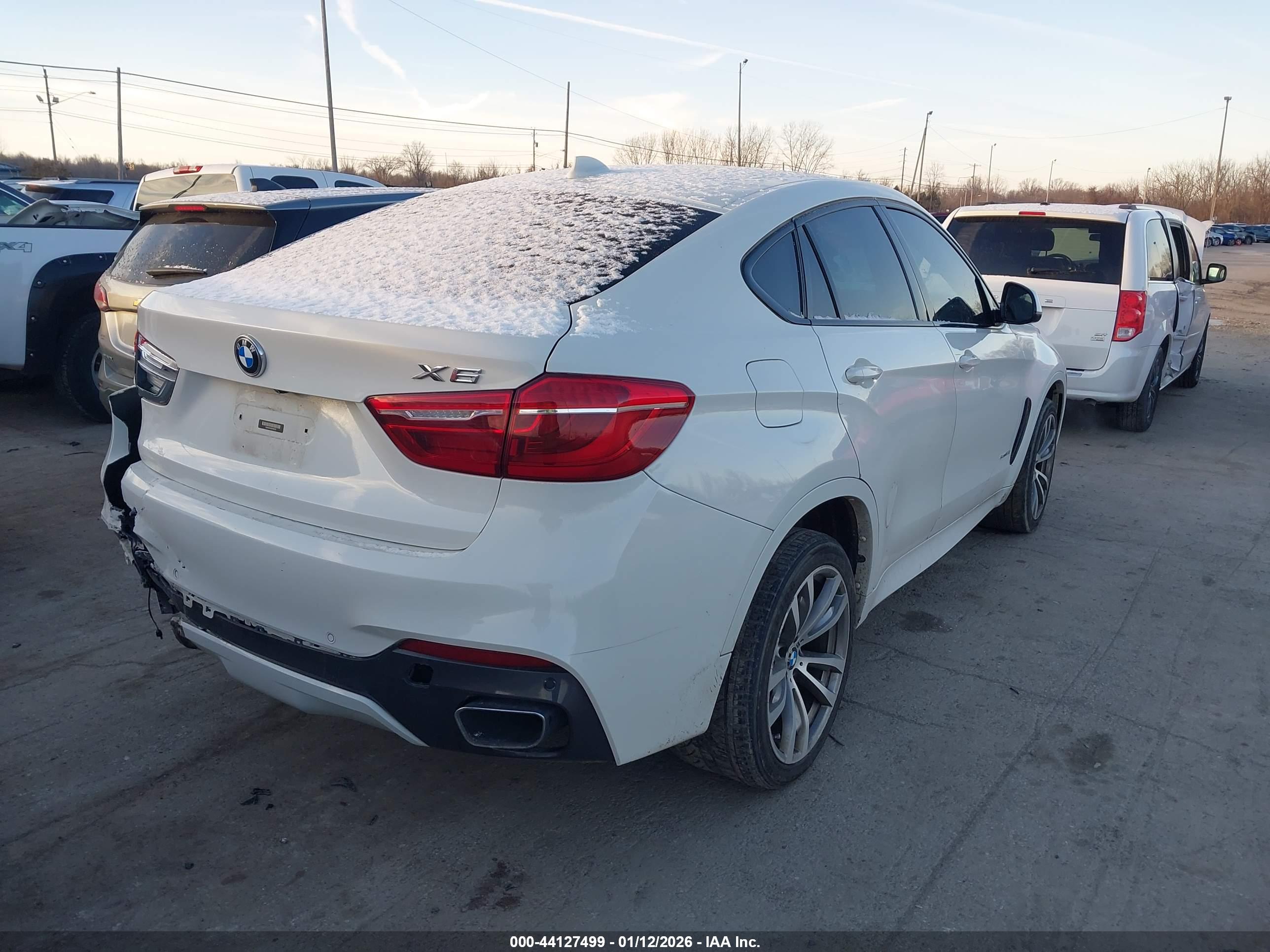 BMW X6 image 4