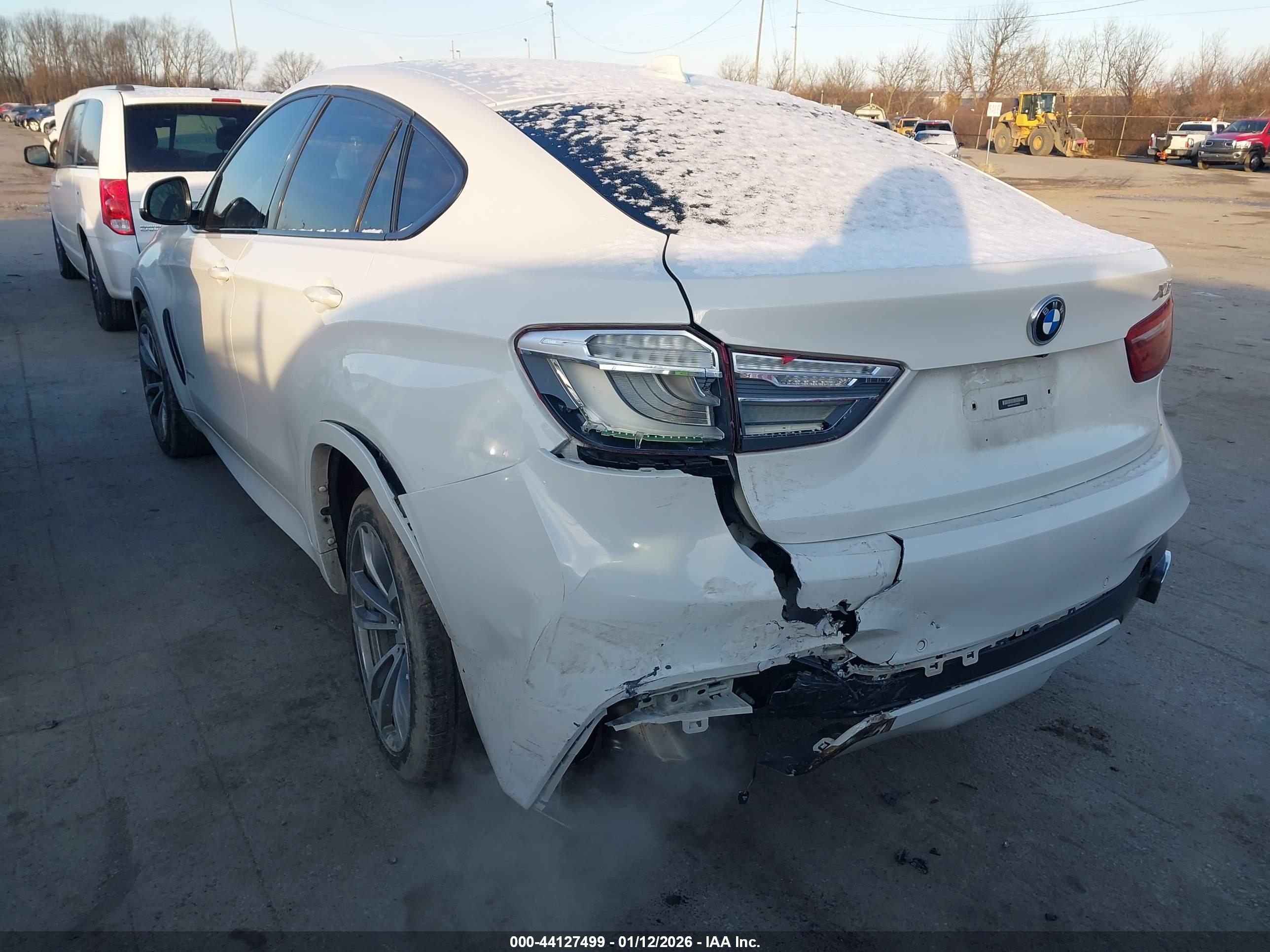 BMW X6 image 6