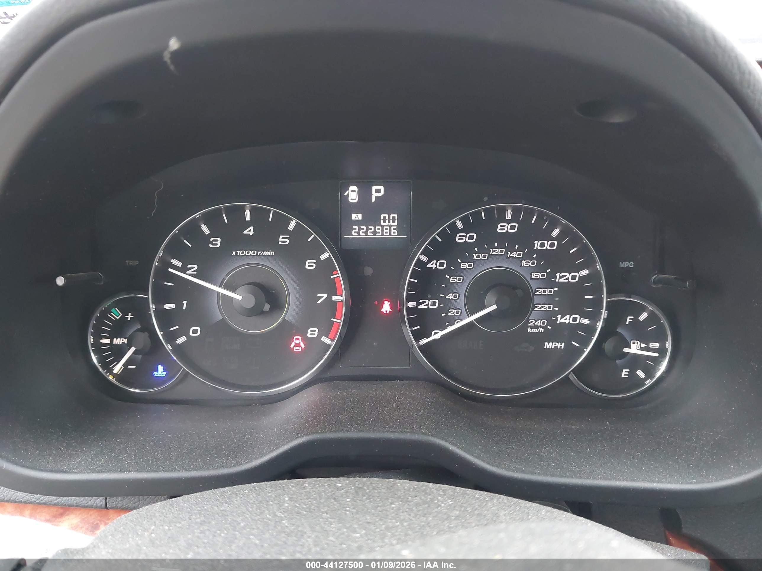 SUBARU OUTBACK image 7