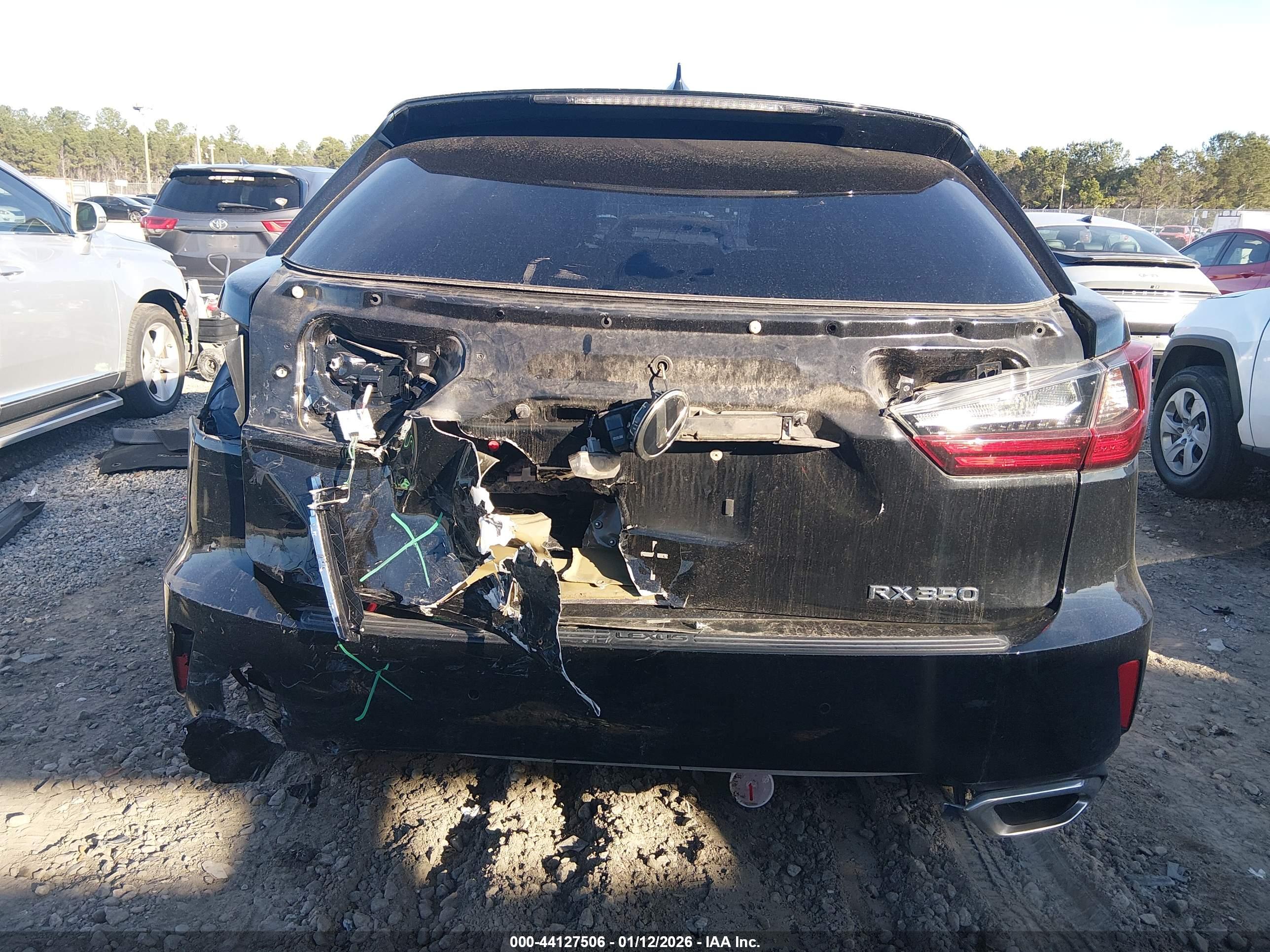 LEXUS RX image 6