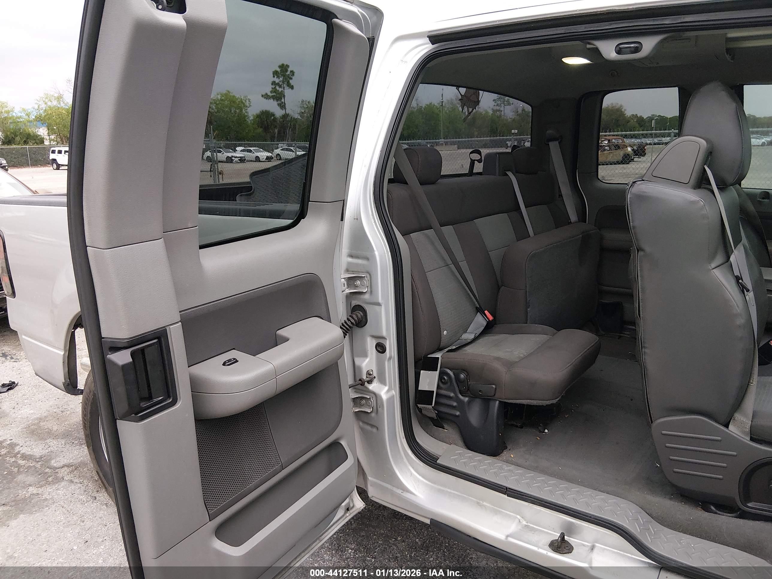 FORD F-150 image 8