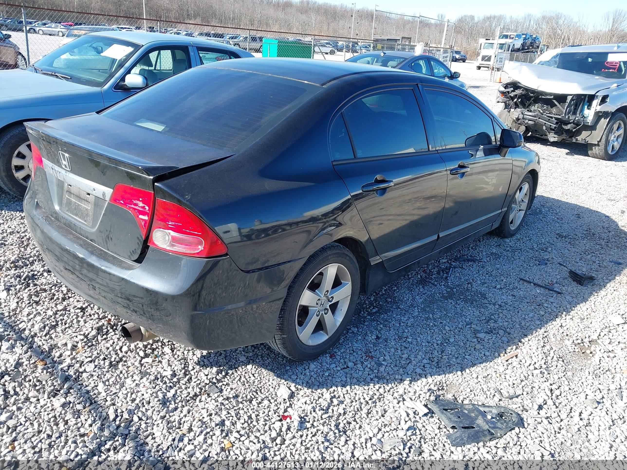 HONDA CIVIC image 4