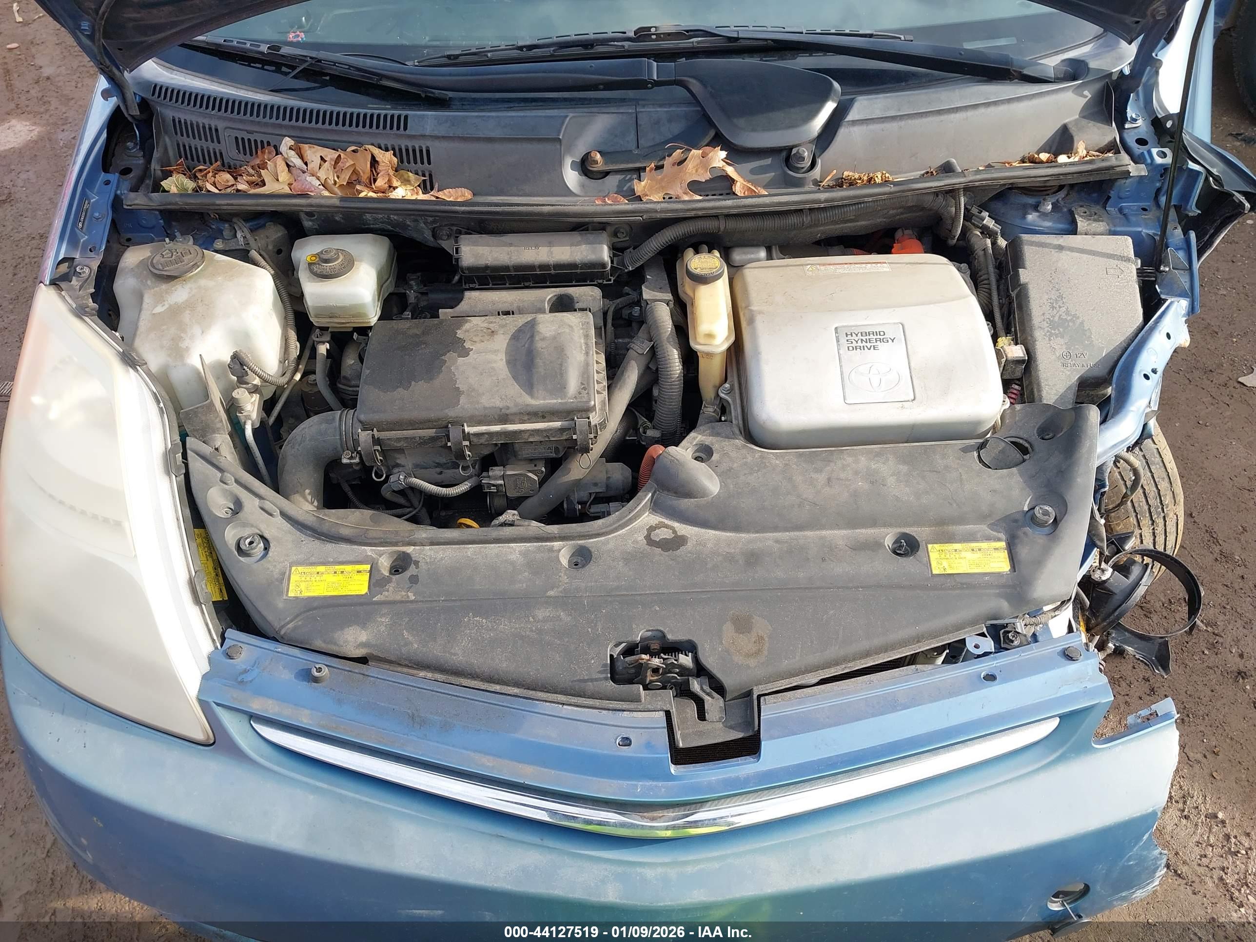 TOYOTA PRIUS image 10