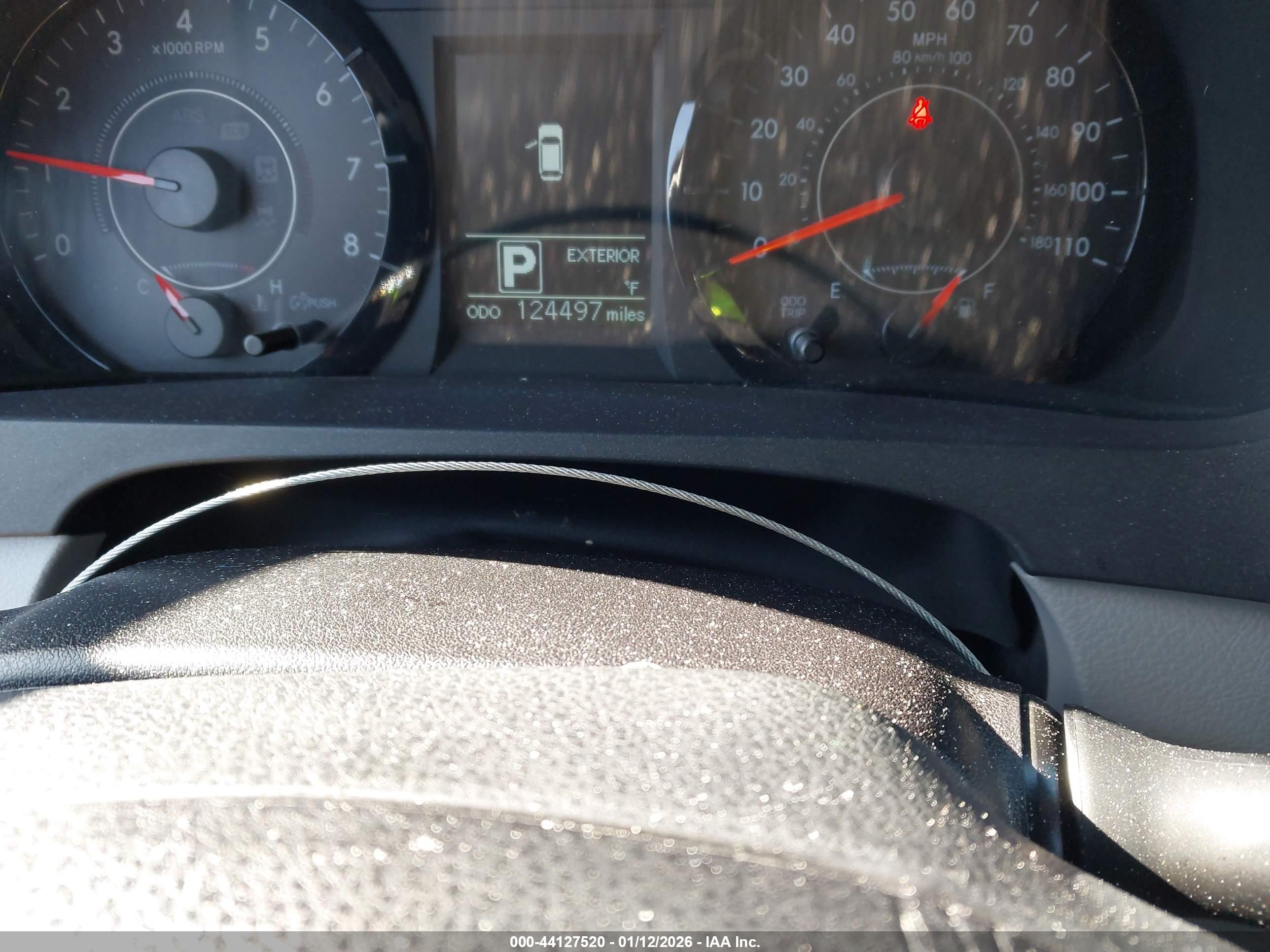 TOYOTA SIENNA image 7