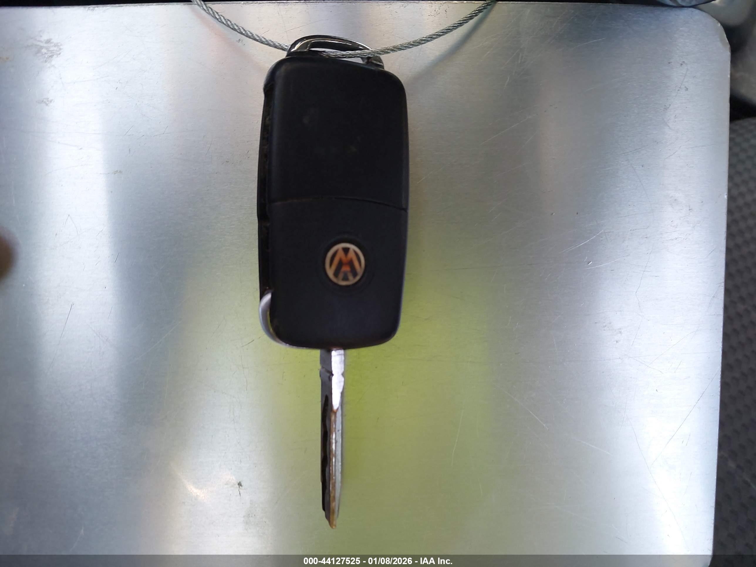 VOLKSWAGEN JETTA image 11