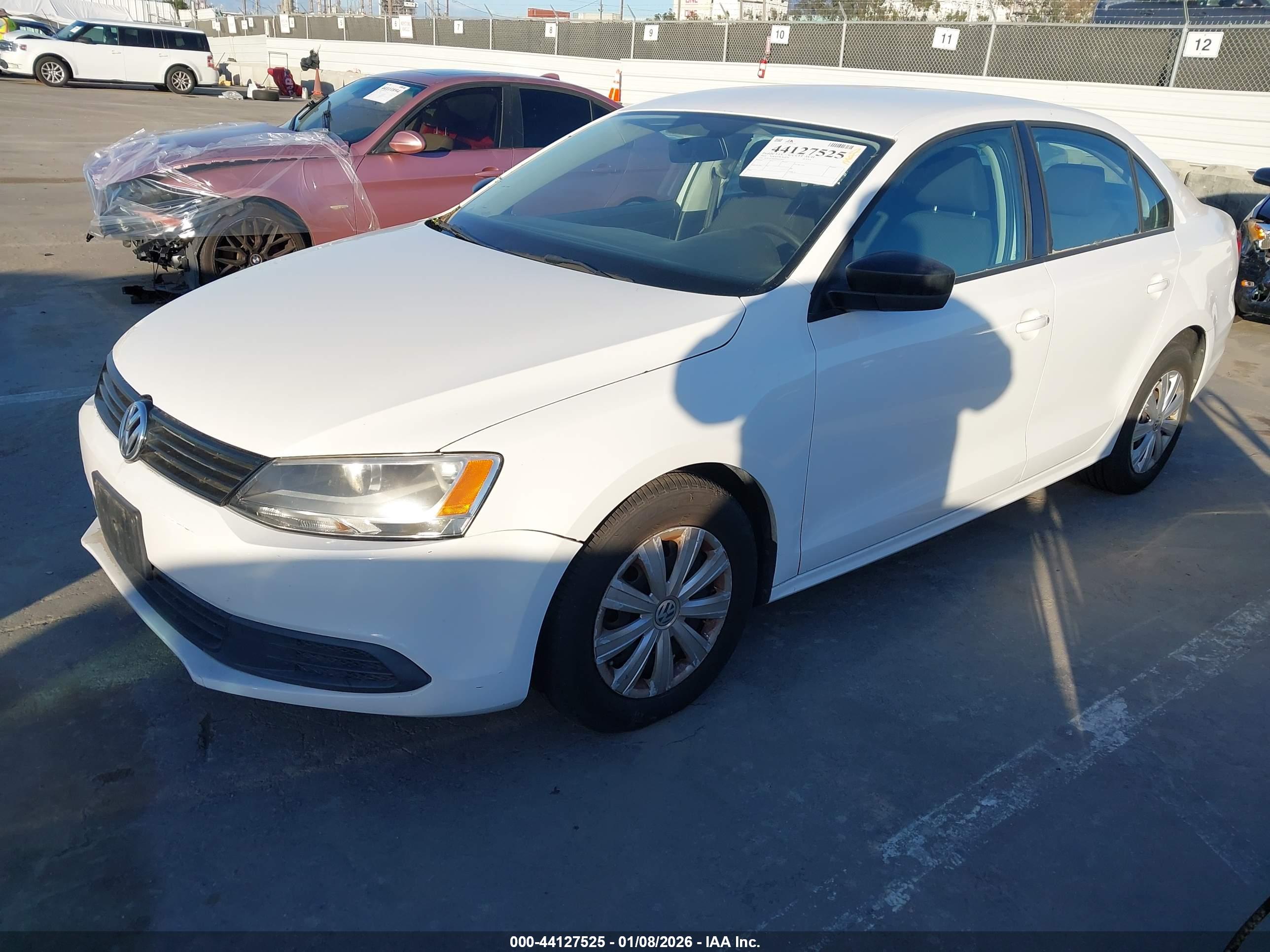VOLKSWAGEN JETTA image 2