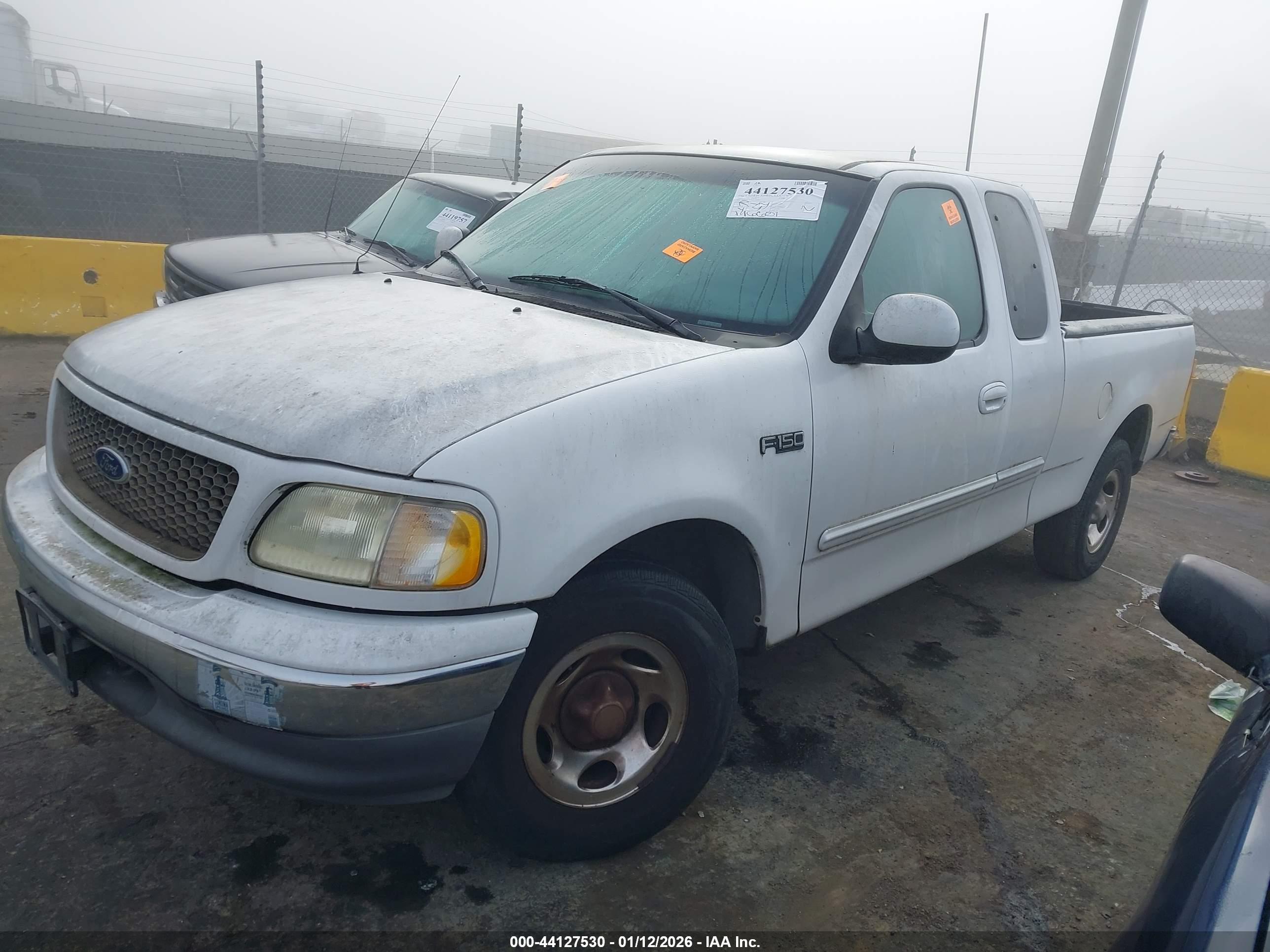 FORD F150 image 2