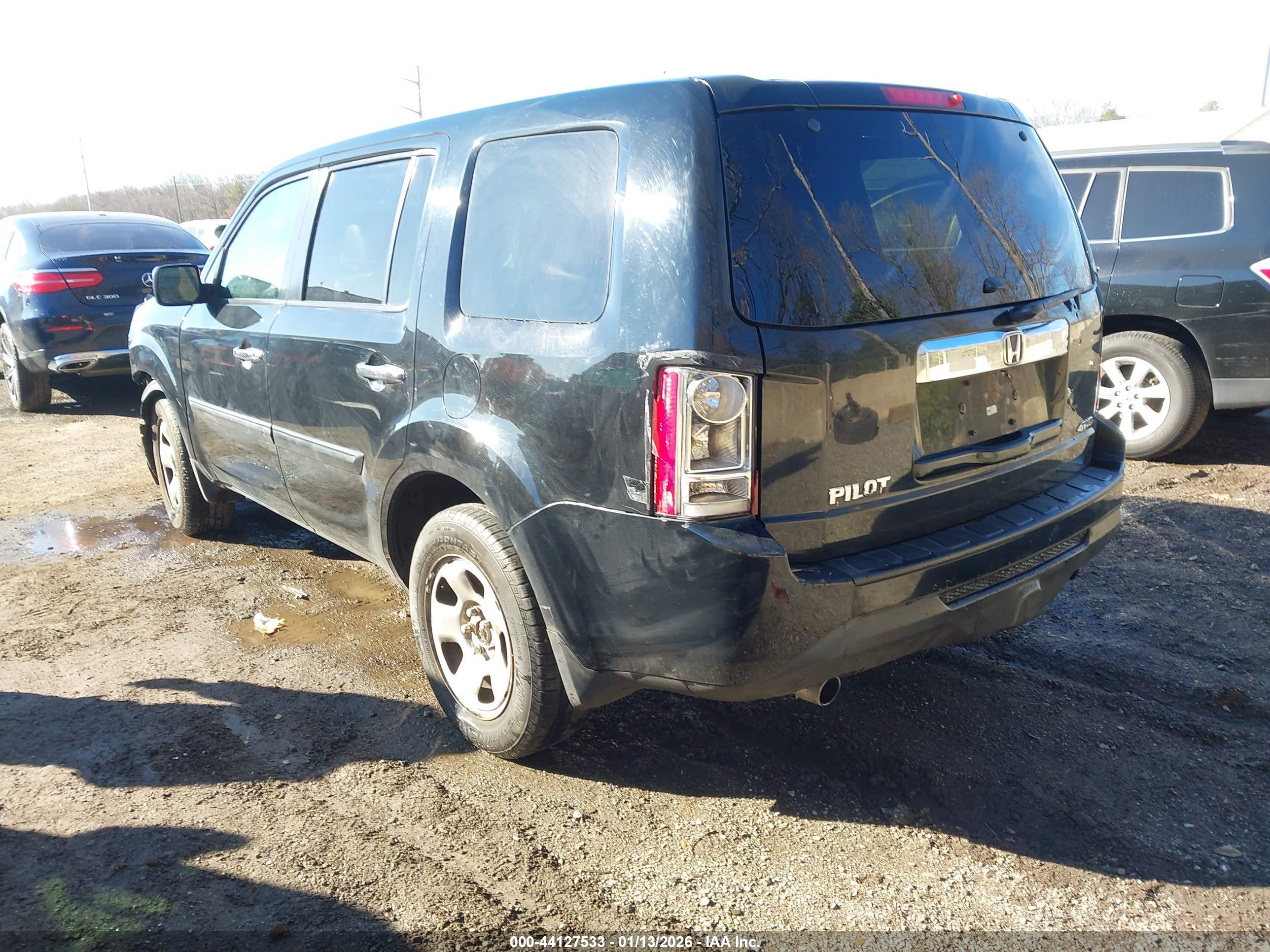 HONDA PILOT image 3