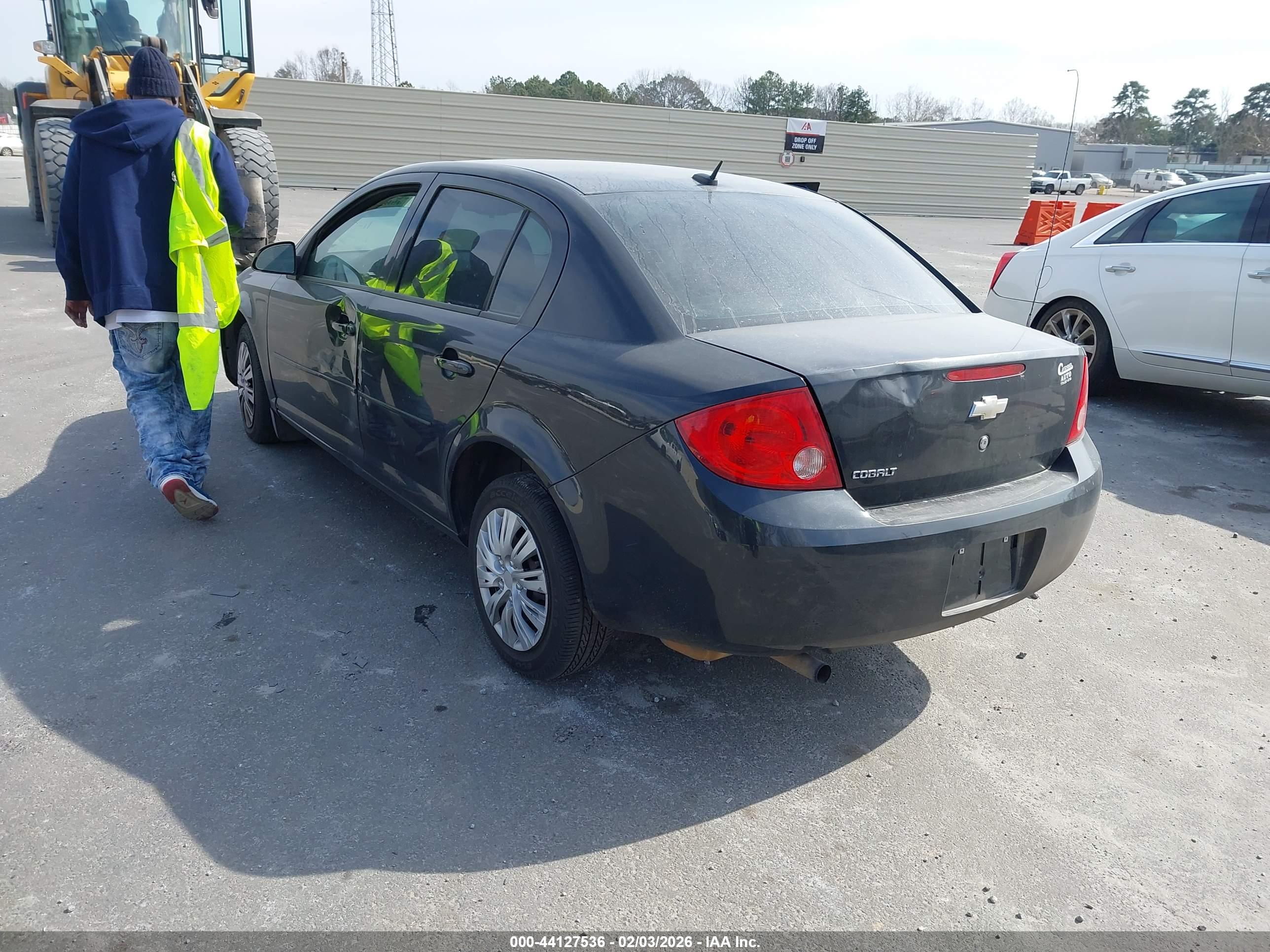 CHEVROLET COBALT image 3