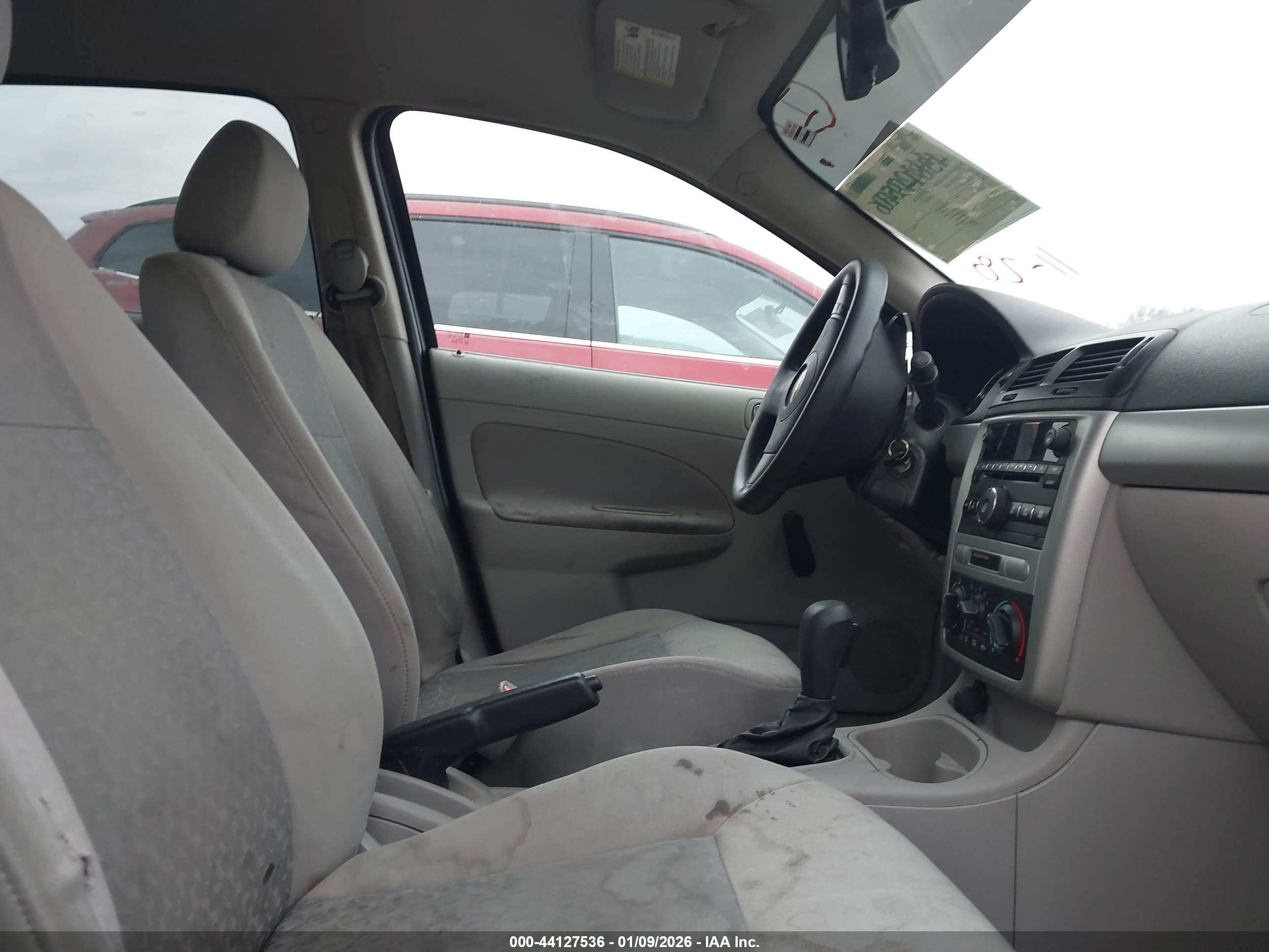 CHEVROLET COBALT image 5